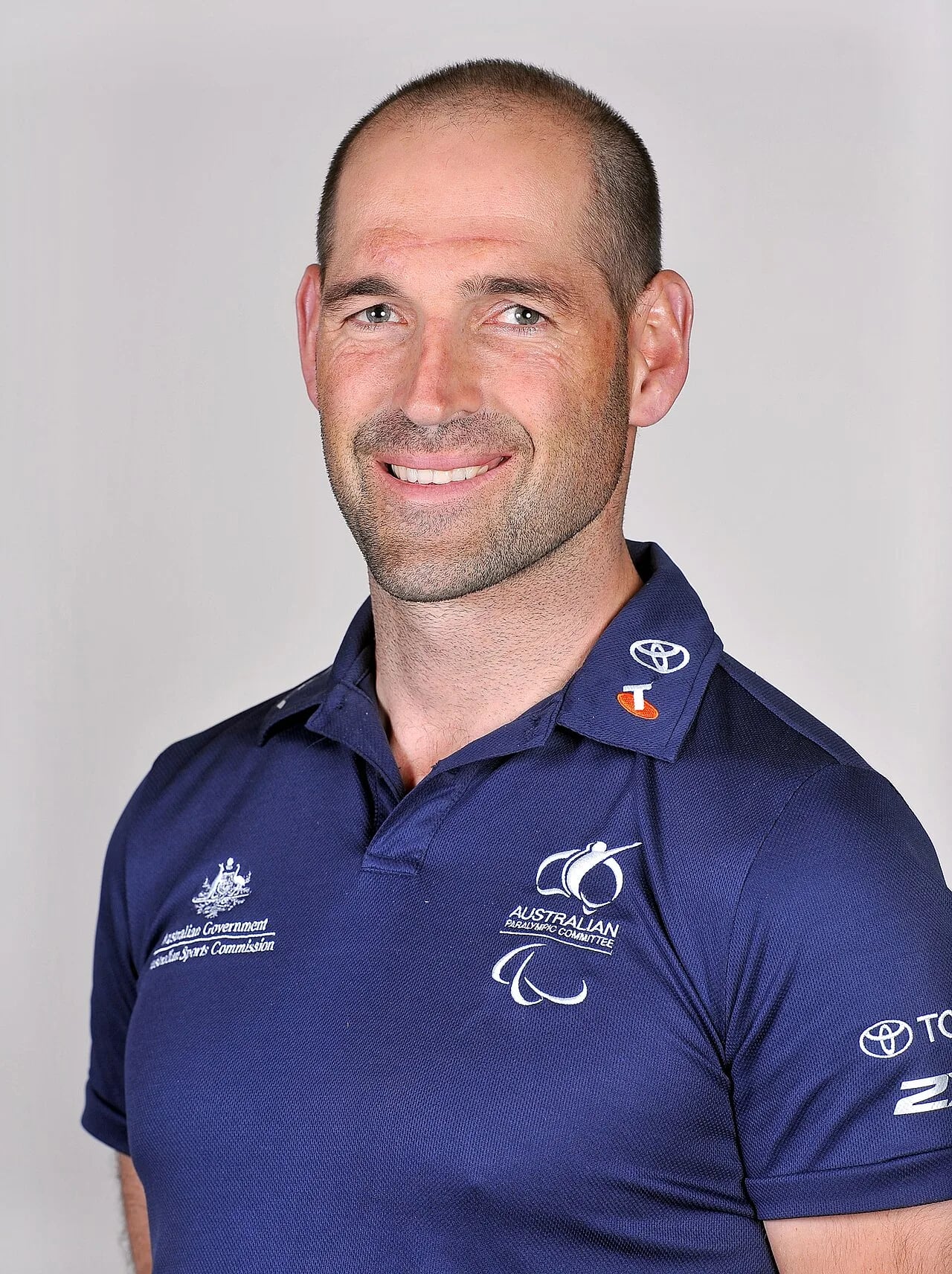 Porträt von Kieran Modra (1972–2019) – Gedenkseite
