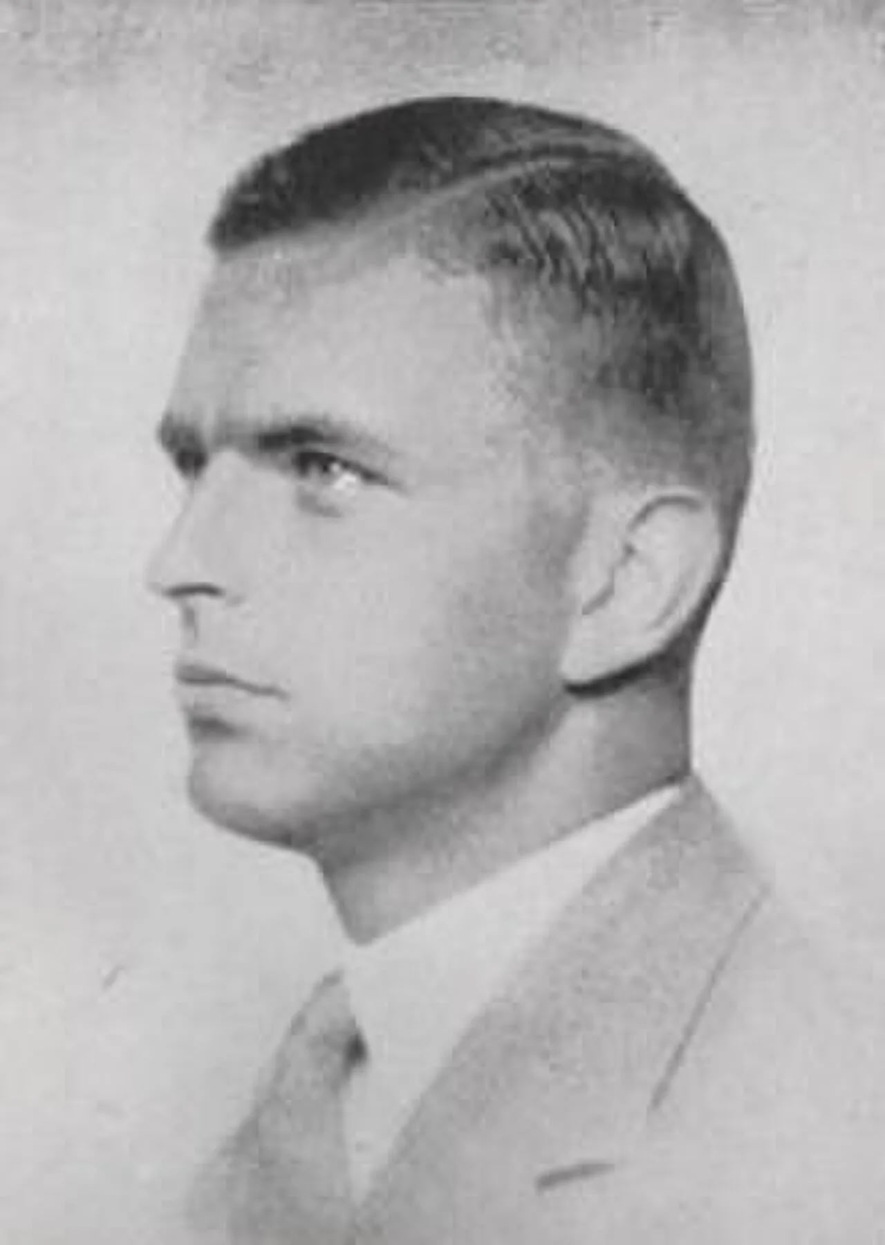 Portrait of Leo Octave Marie van Nispen tot Sevenaer (1900–1993) – memorial page