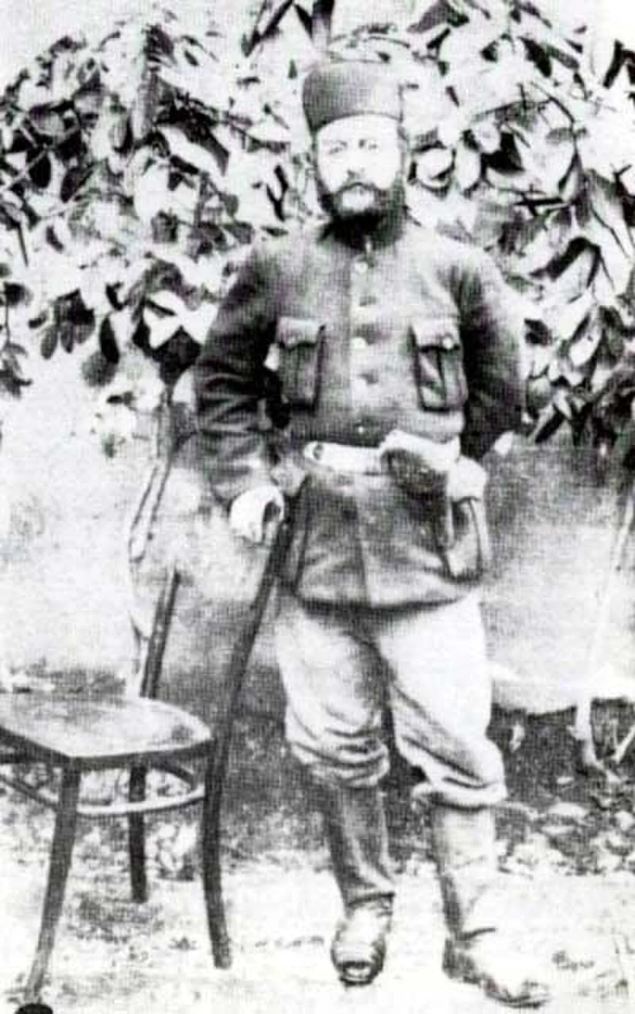 Portrait of Ehsanollah Khan Dustdar (1884–1939) – memorial page