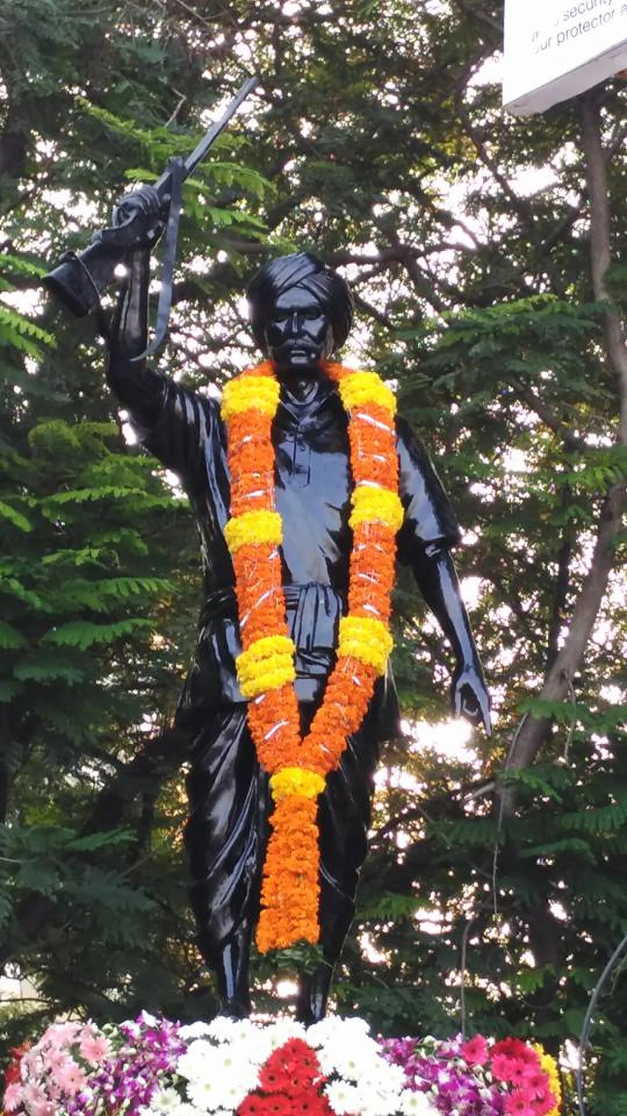 Portrait of Komaram Bheem (1901–1940) – memorial page
