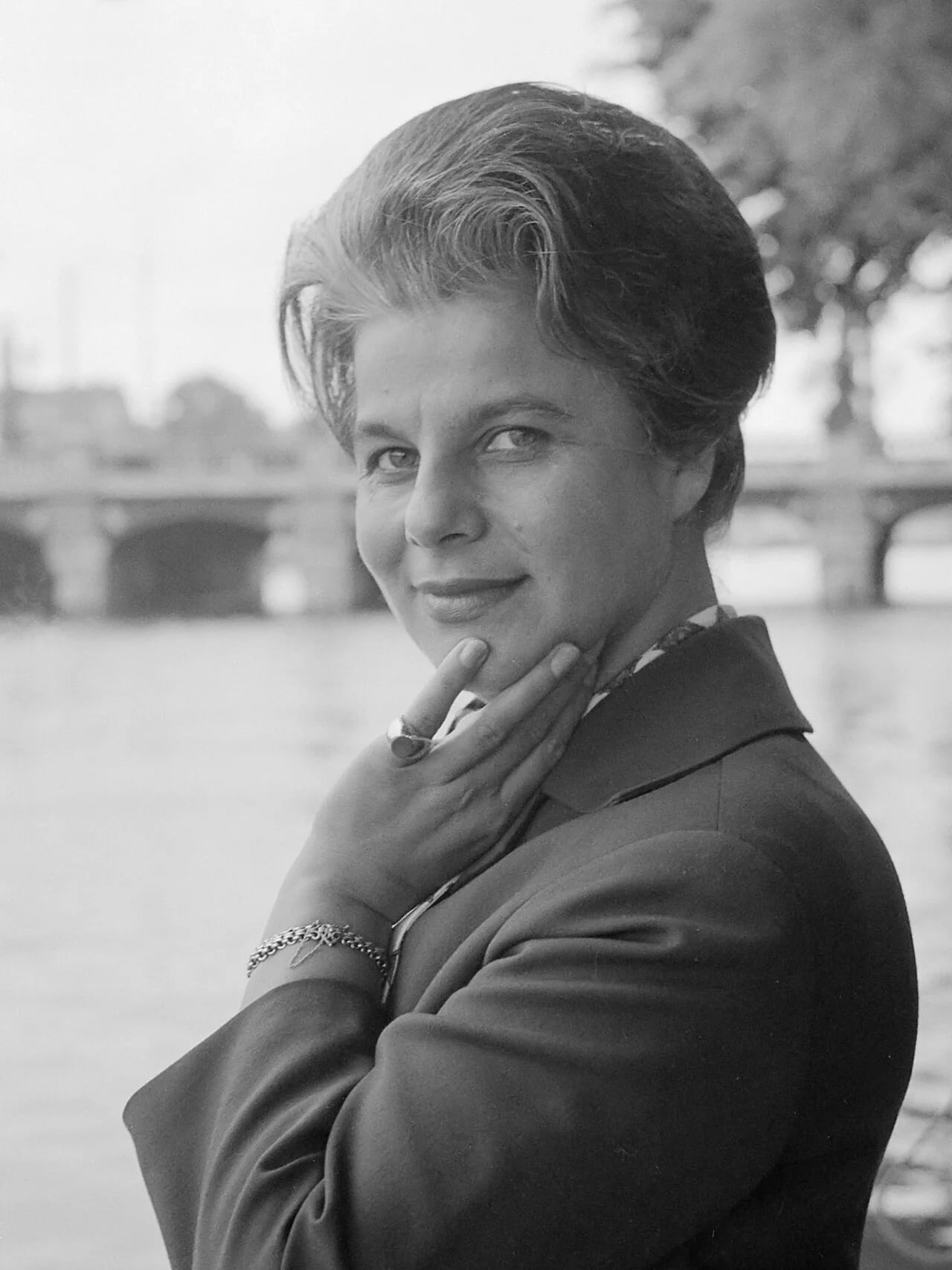 Portrait of Irmgard Seefried (1919–1988) – memorial page