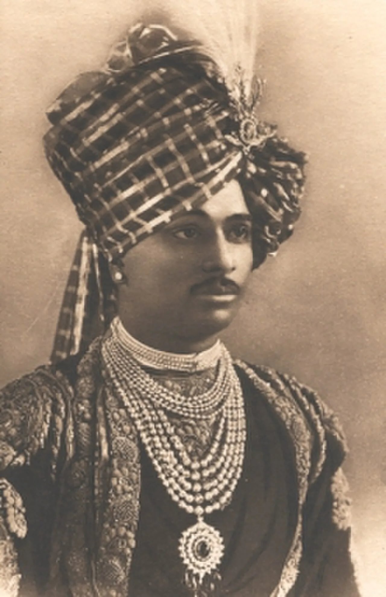 Porträt von Lakhajirajsinhji II Bavajirajsinhji, 12th Thakore Saheb of Rajkot (1885–1930) – Gedenkseite