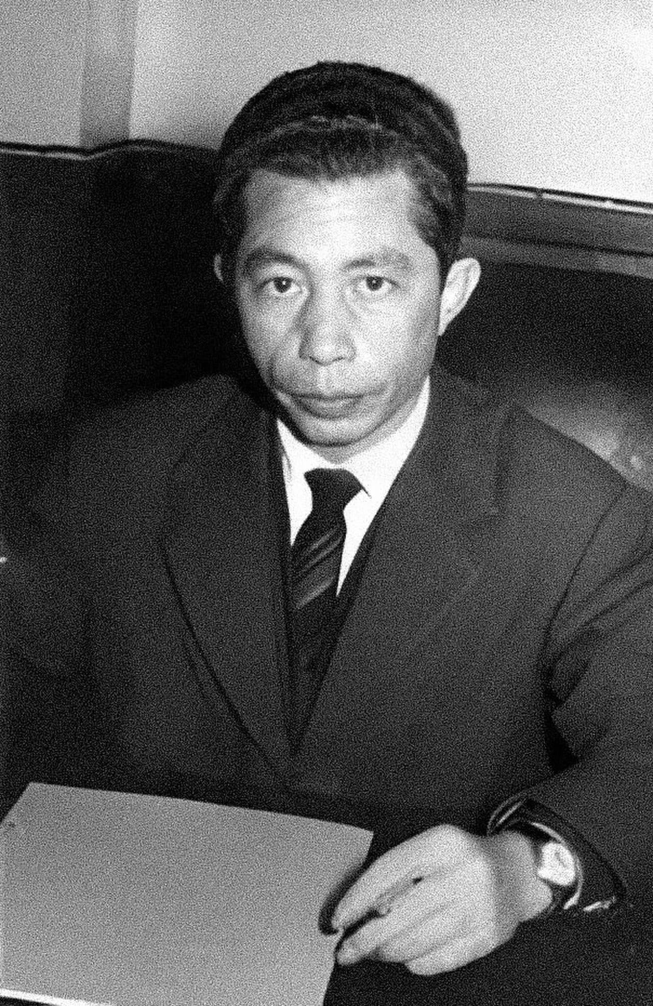Portrait of Lakhdar Ben Tobbal (1923–2010) – memorial page