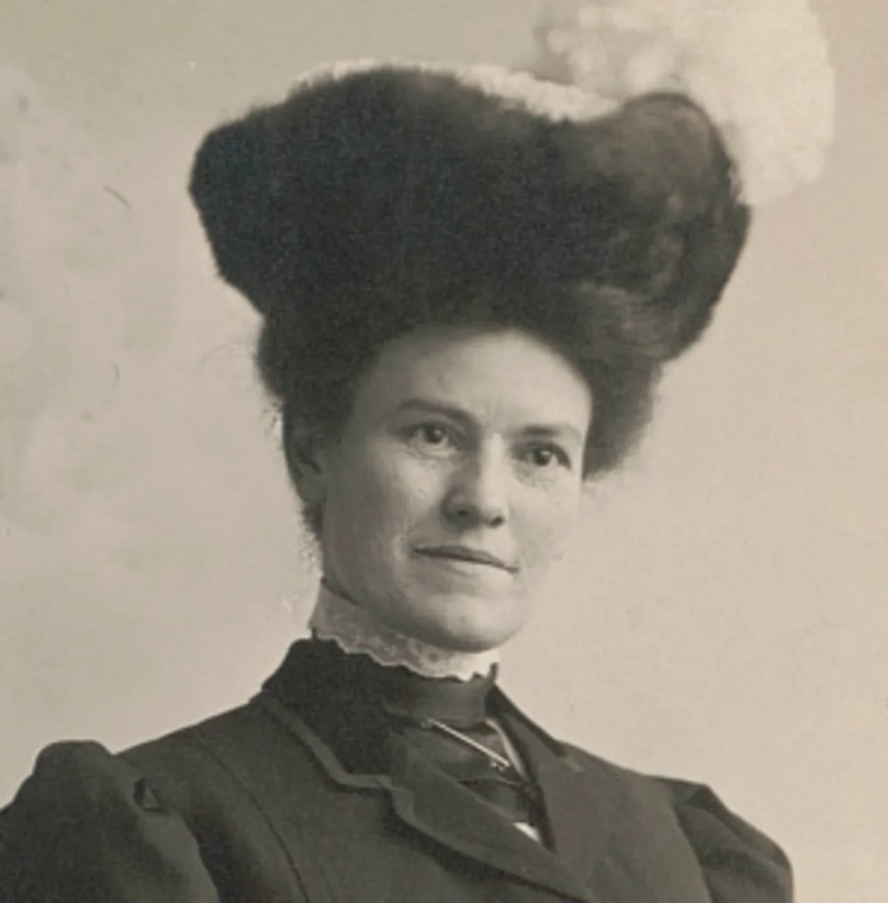 Porträt von Martha Ewing (1870–1959) – Gedenkseite