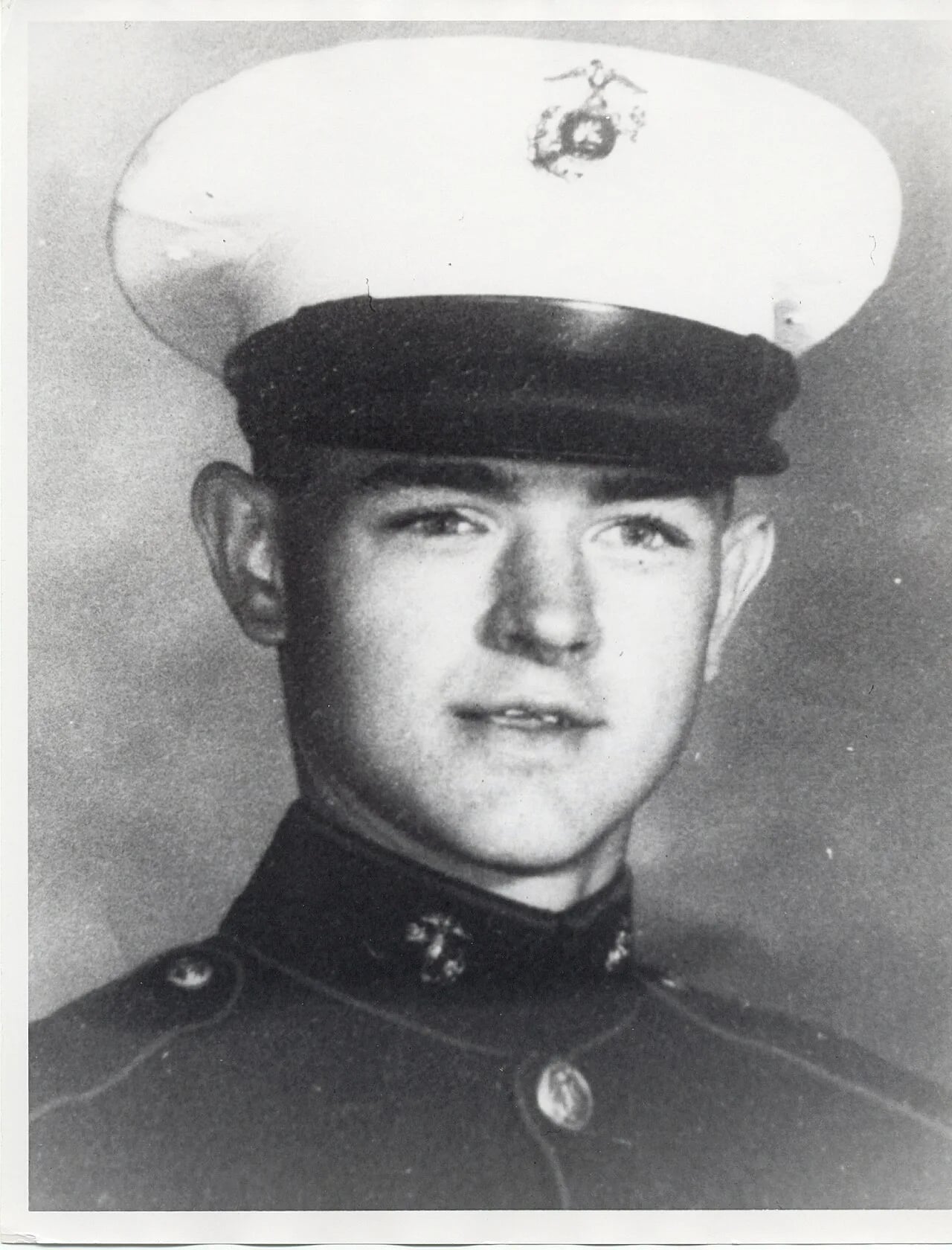 Portrait of Larry E. Smedley (1949–1967) – memorial page