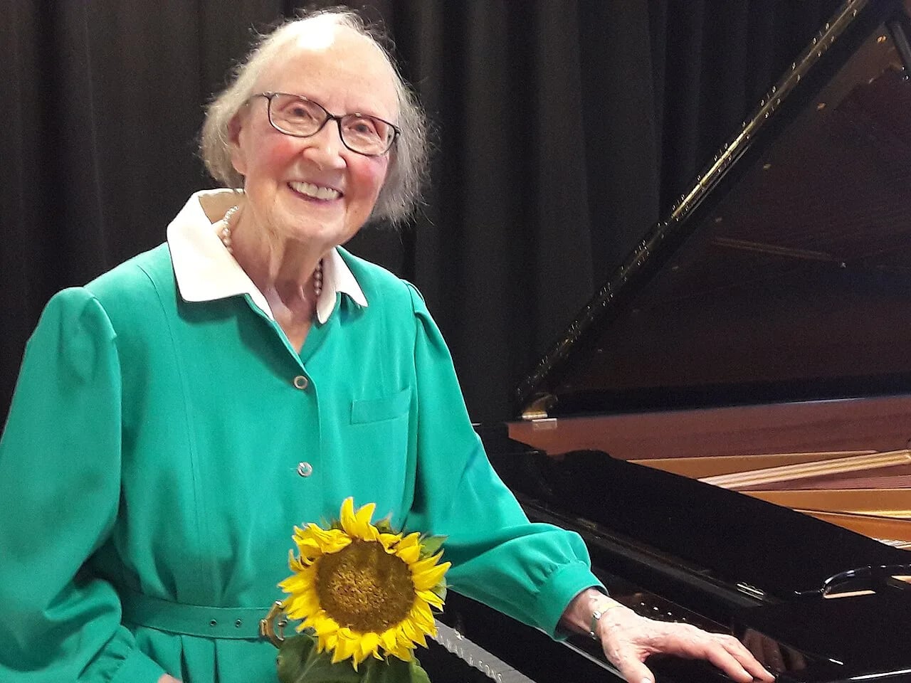 Portrait of Gerda Herrmann (1931–2021) – memorial page