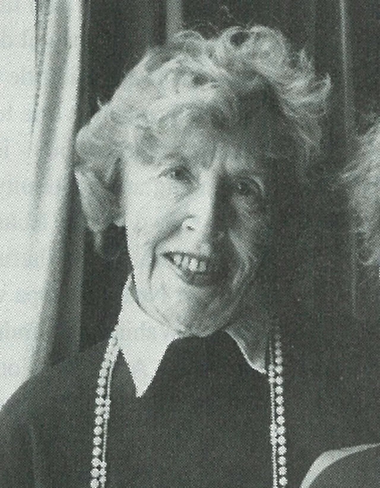 Porträt von Lauris Edmond (1924–2000) – Gedenkseite