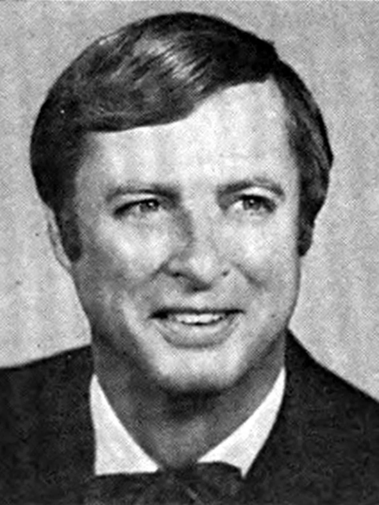 Porträt von Lawrence Coughlin (1929–2001) – Gedenkseite