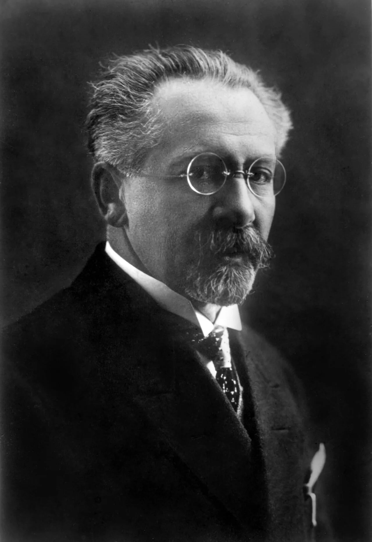 Portrait of Eugen Sklovsky (1869–1930) – memorial page