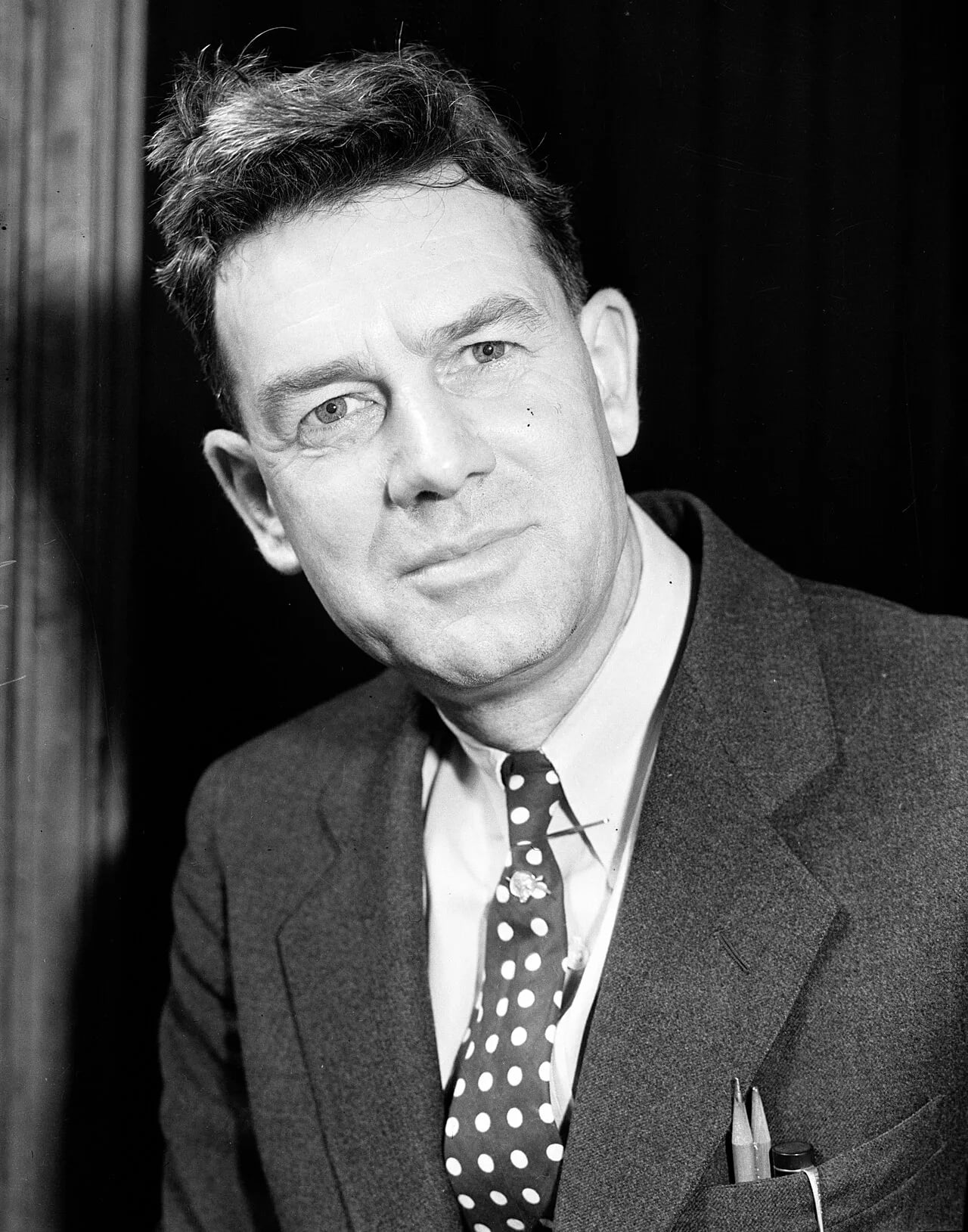 Portrait of Lee Shippey (1884–1969) – memorial page