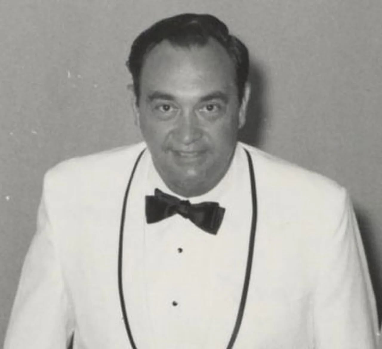 Portrait of Louie B. Nunn (1924–2004) – memorial page