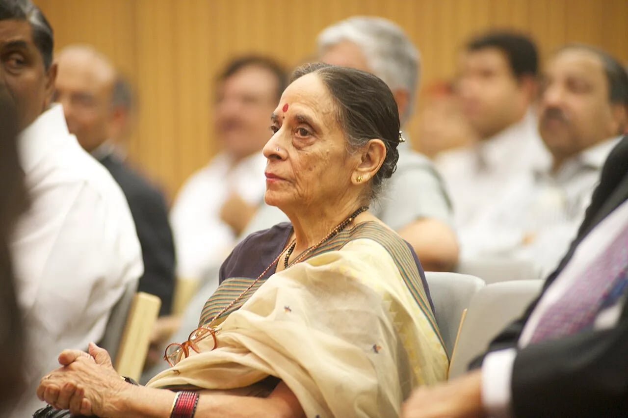 Portrait of Leila Seth (1930–2017) – memorial page