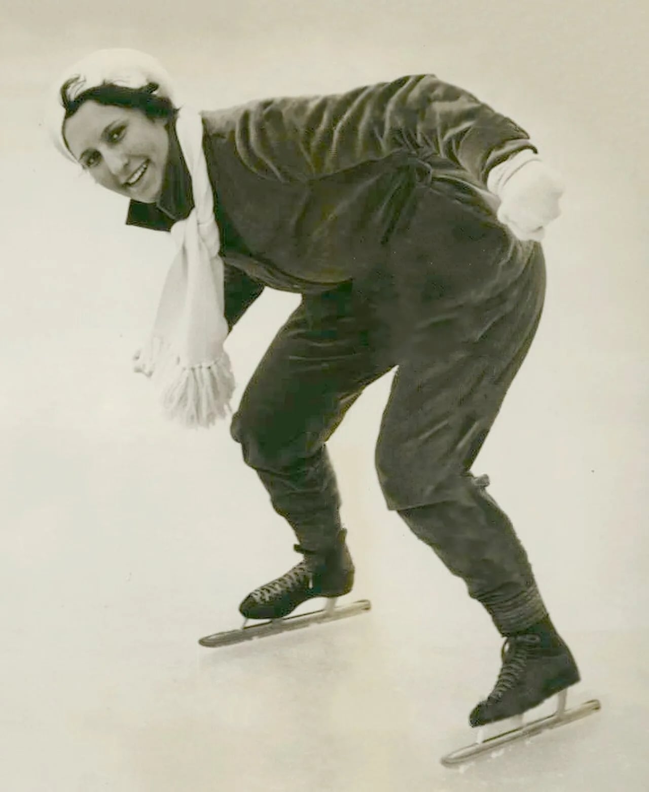 Portrait of Lela Brooks (1908–1990) – memorial page