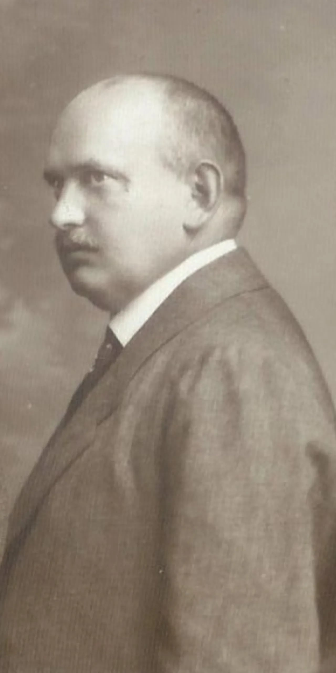 Portrait of Gyula Fangler (1881–1945) – memorial page
