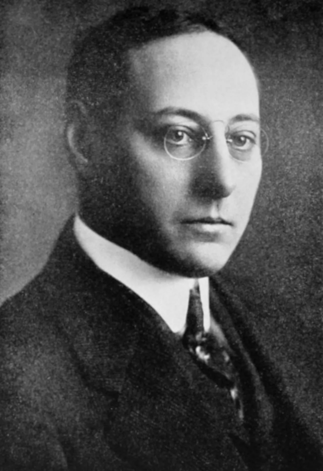 Portrait of Leon C. Weiss (1882–1953) – memorial page