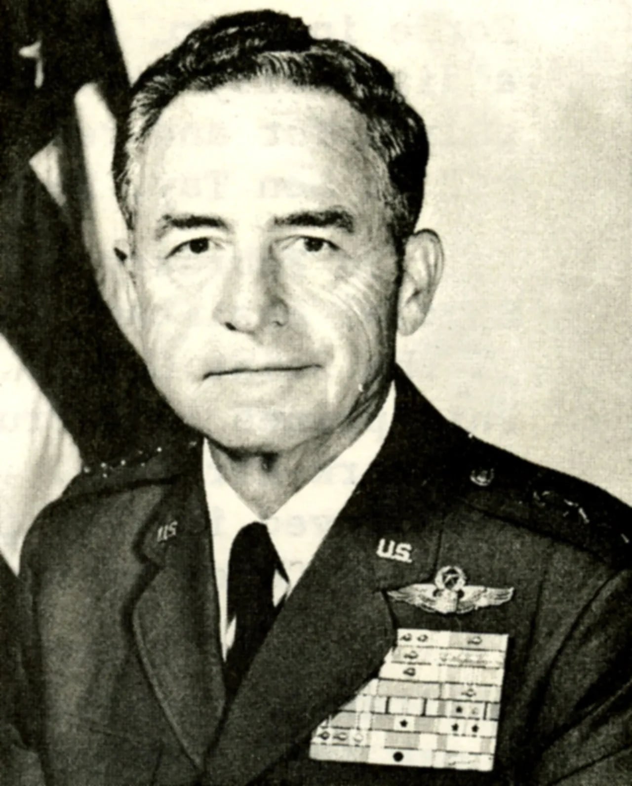 Portrait of Leroy J. Manor (1921–2021) – memorial page