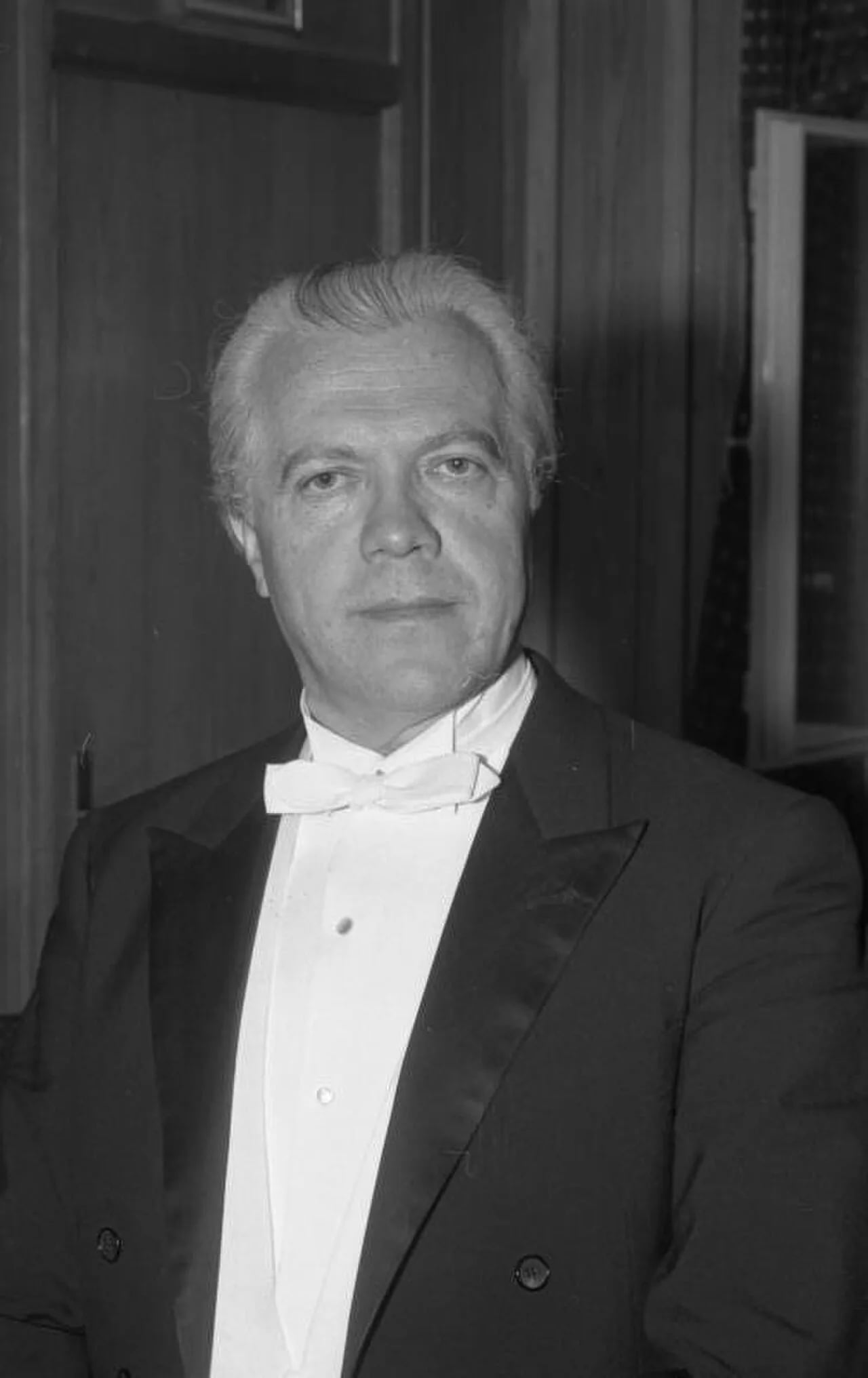 Portrait of Karl Münchinger (1915–1990) – memorial page