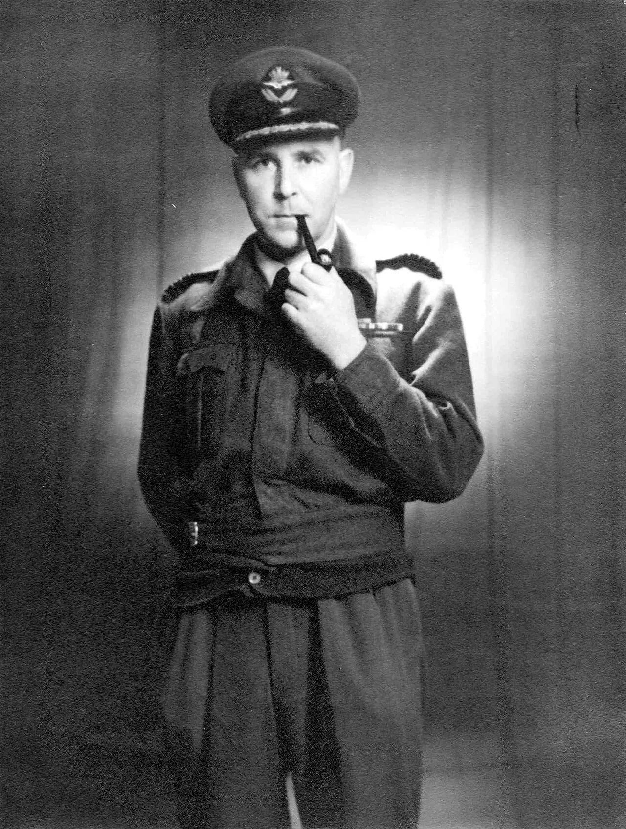 Porträt von Leslie Bonnet (1902–1985) – Gedenkseite
