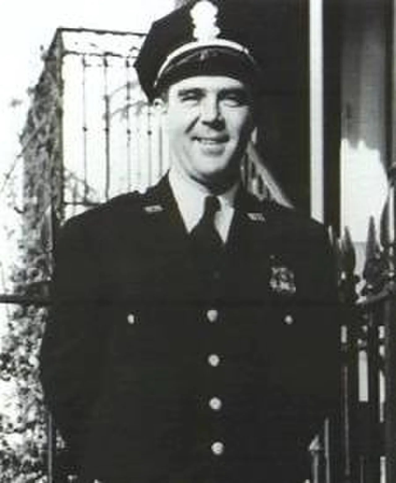 Portrait of Leslie Coffelt (1910–1950) – memorial page