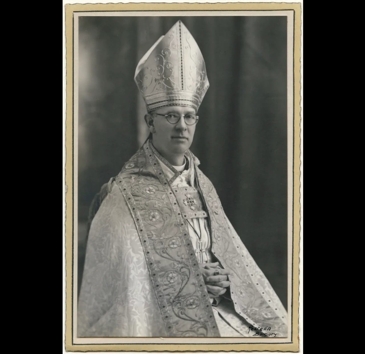 Porträt von Leslie Knight (1890–1950) – Gedenkseite