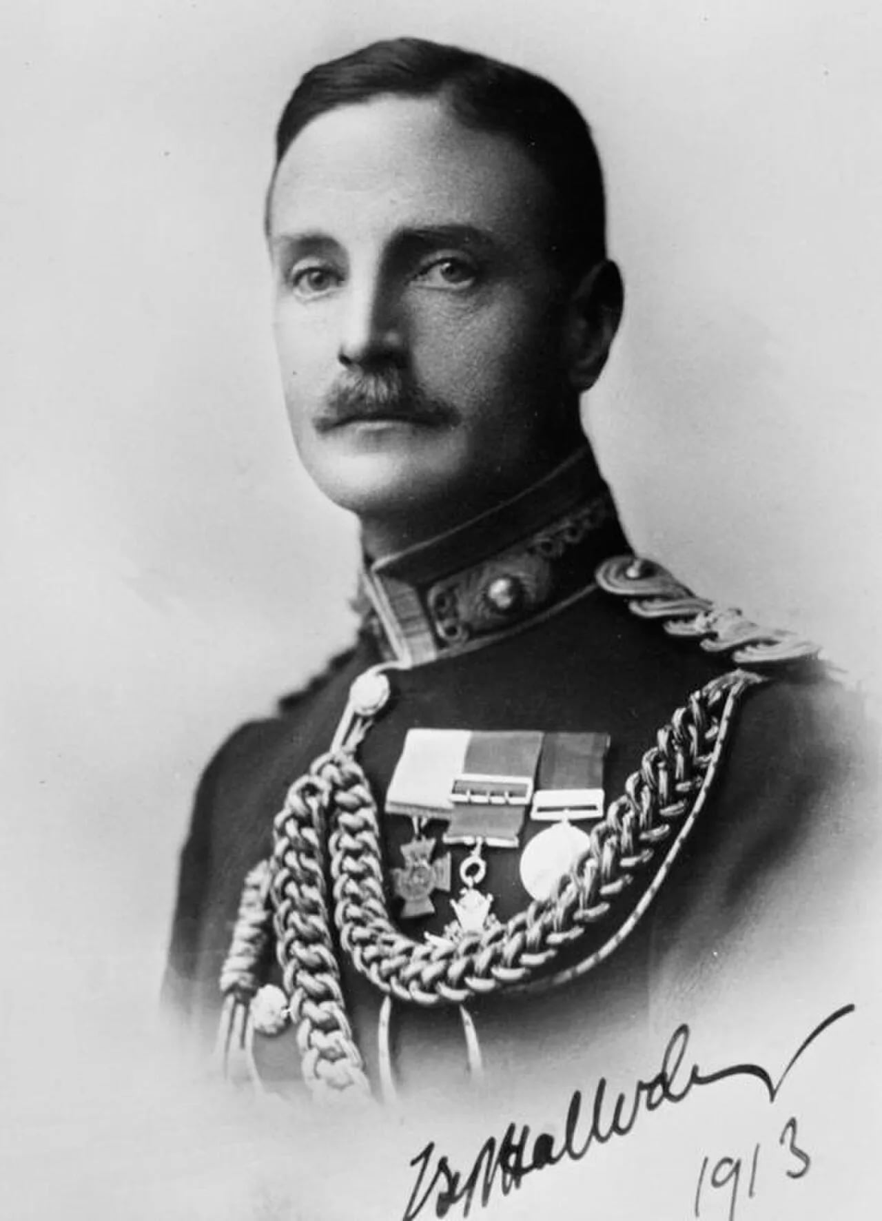 Portrait of Lewis Stratford Tollemache Halliday (1870–1966) – memorial page