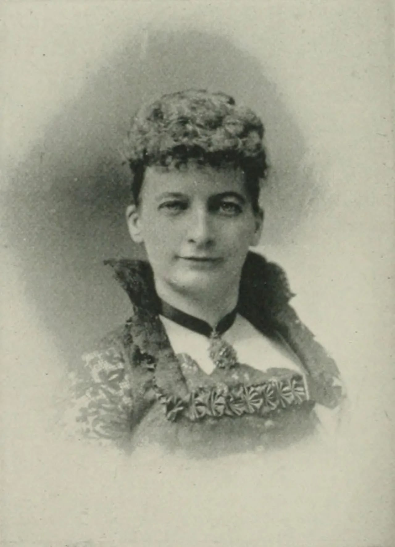 Portrait of Alice Hobbins Porter (1854–1926) – memorial page