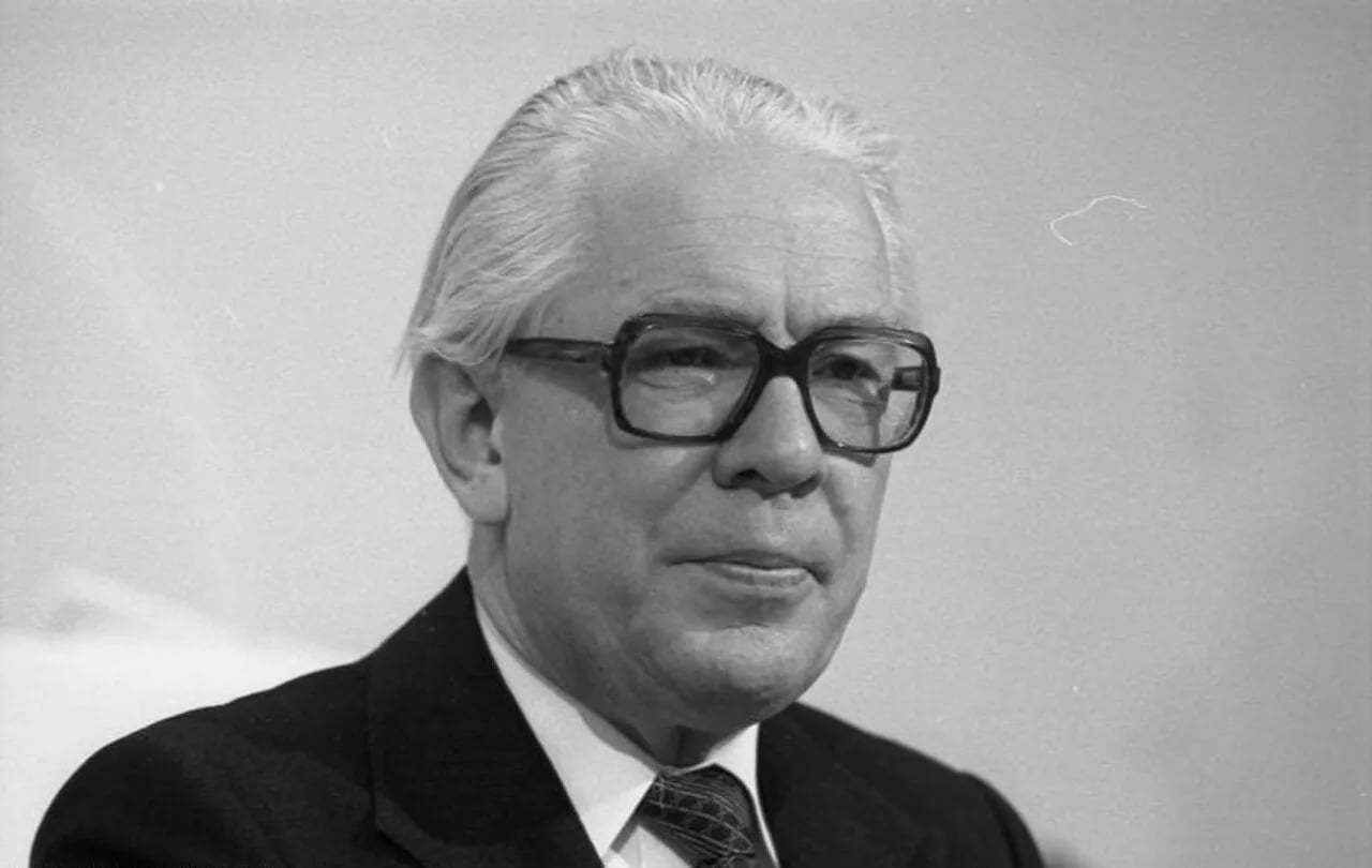 Porträt von Kai-Uwe von Hassel (1913–1997) – Gedenkseite