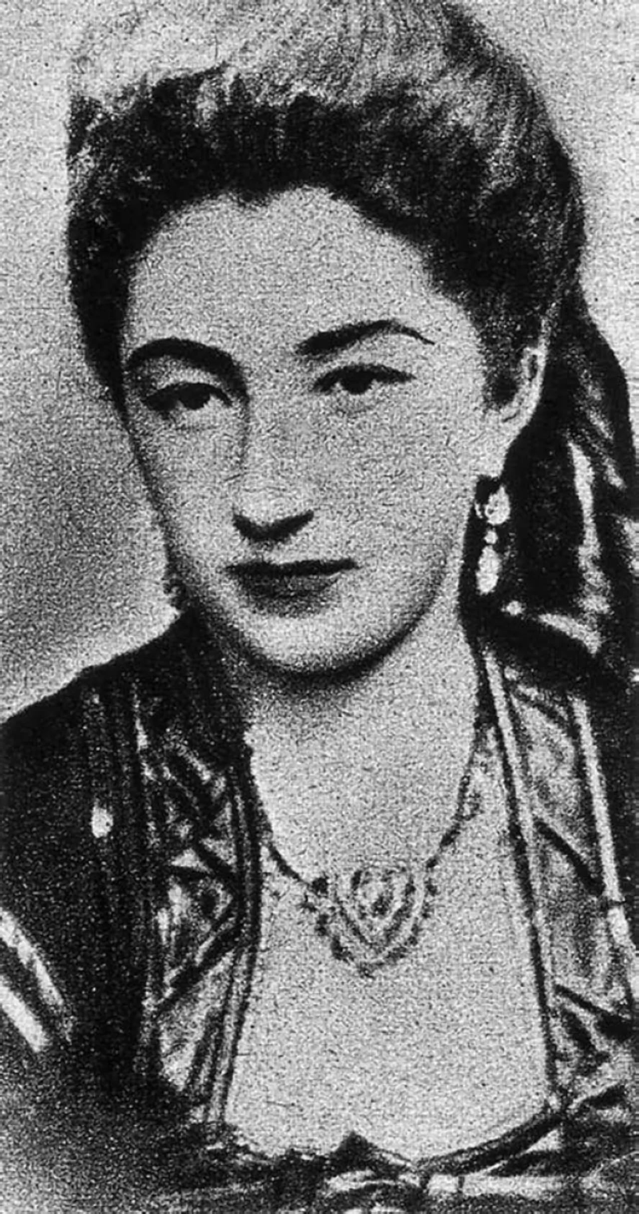 Portrait of Seniha Sultan (1851–1931) – memorial page