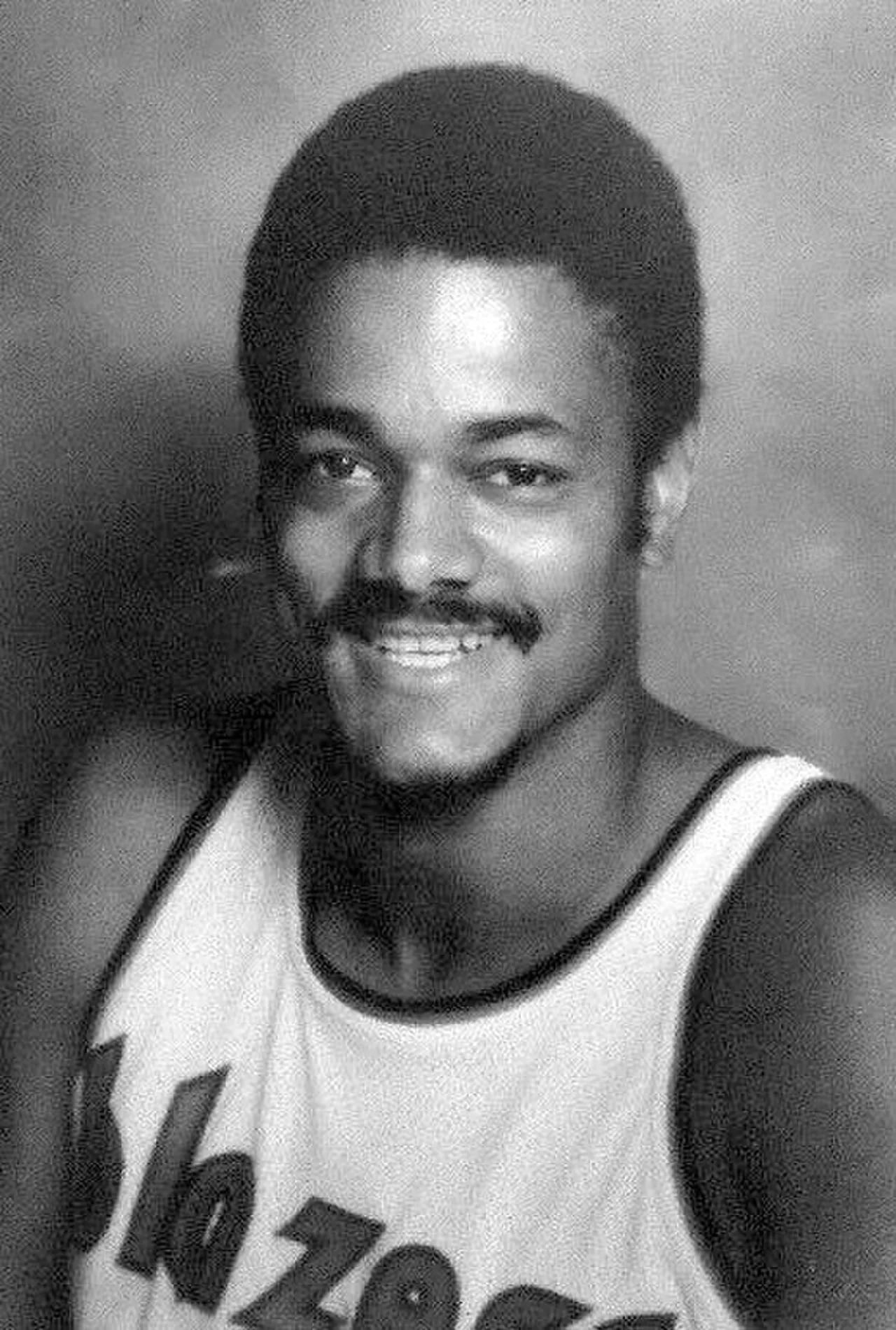 Portrait of Maurice Lucas (1952–2010) – memorial page