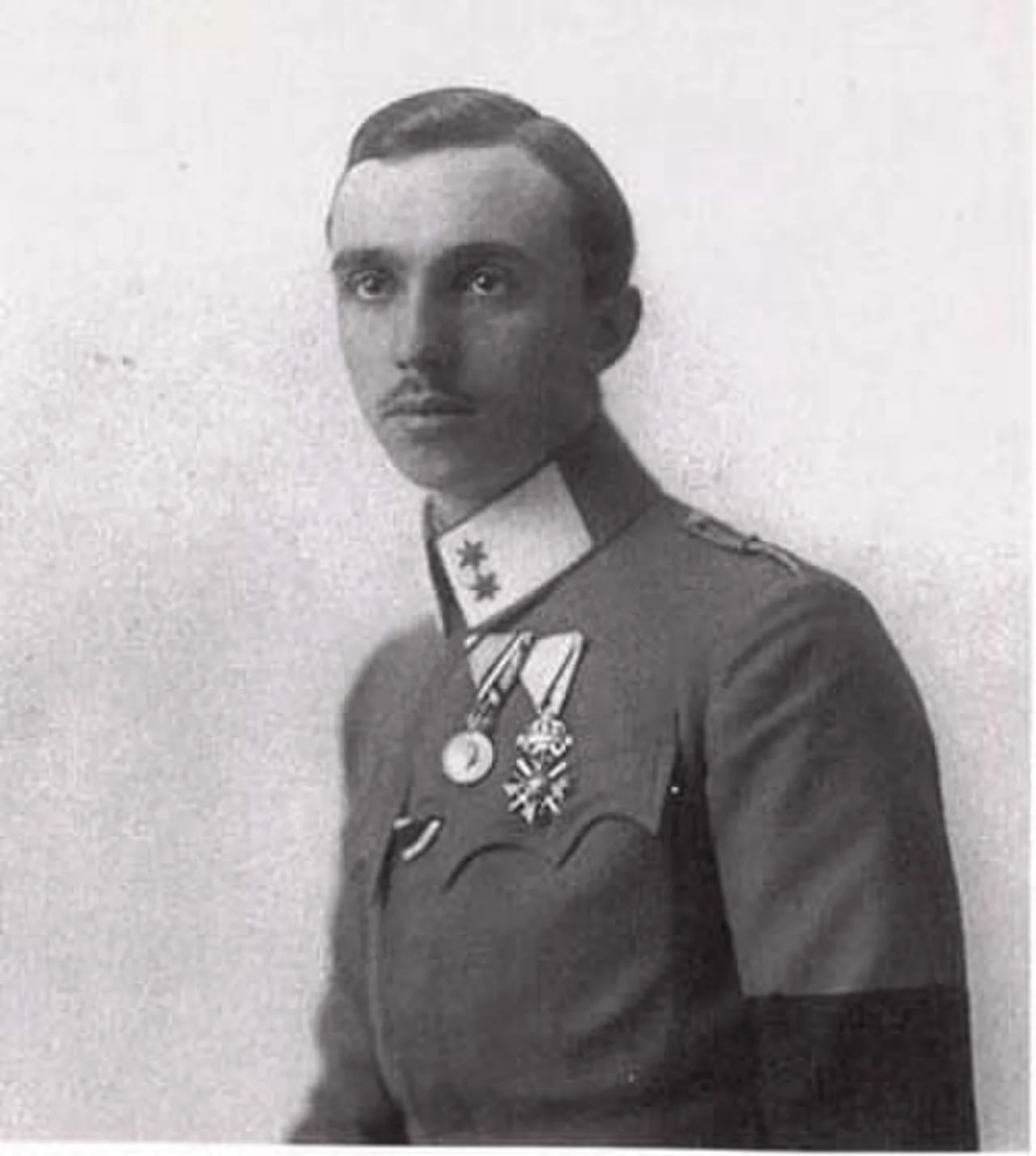Porträt von Prinz René von Parma (1894–1962) – Gedenkseite