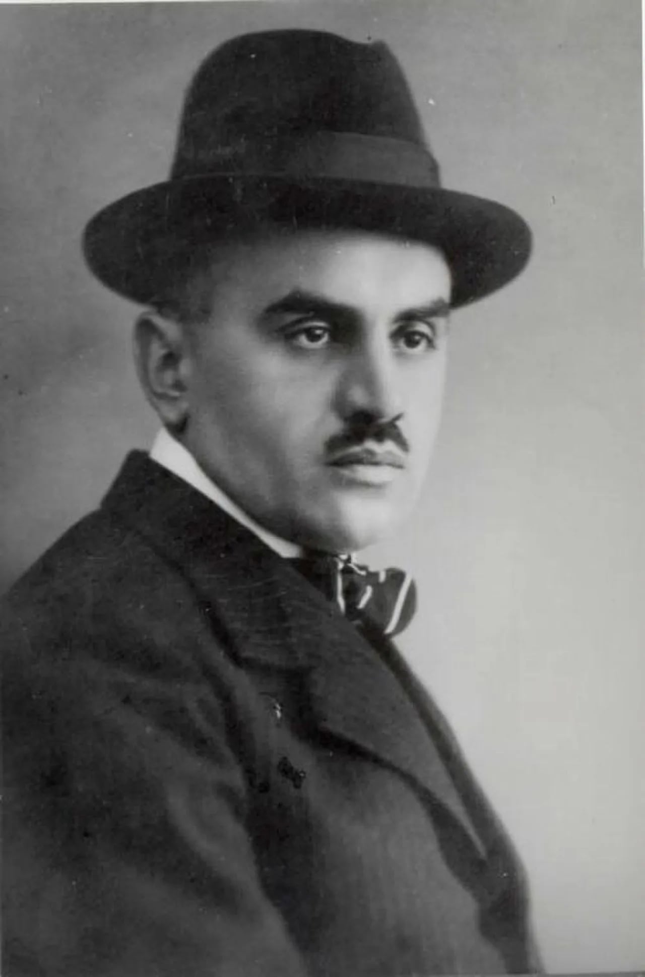 Portrait of Alojz Gradnik (1882–1967) – memorial page