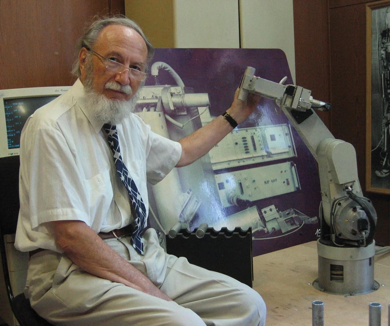 Porträt von Miomir Vukobratović (1931–2012) – Gedenkseite
