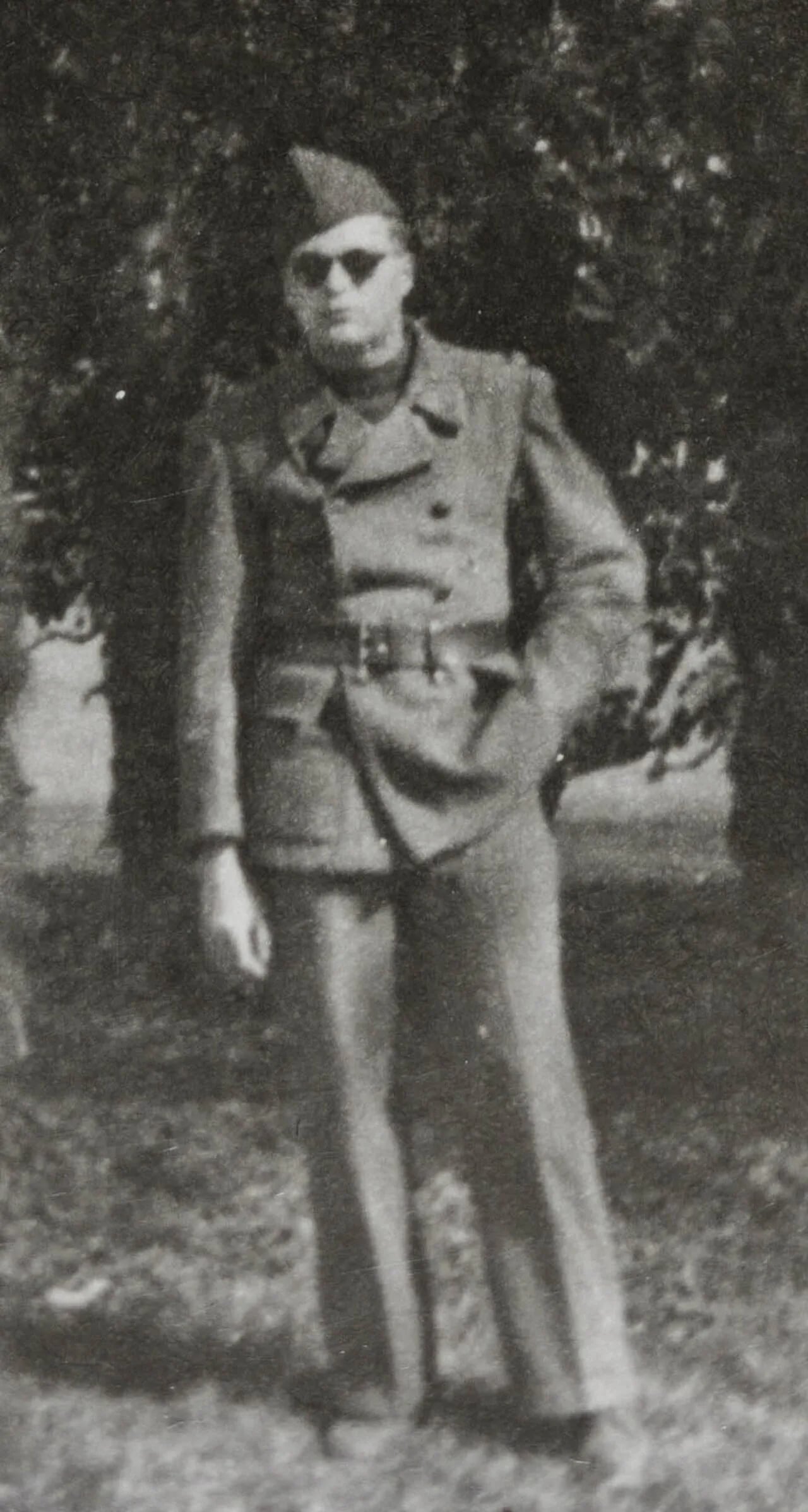 Portrait of André Marton (1925–2011) – memorial page