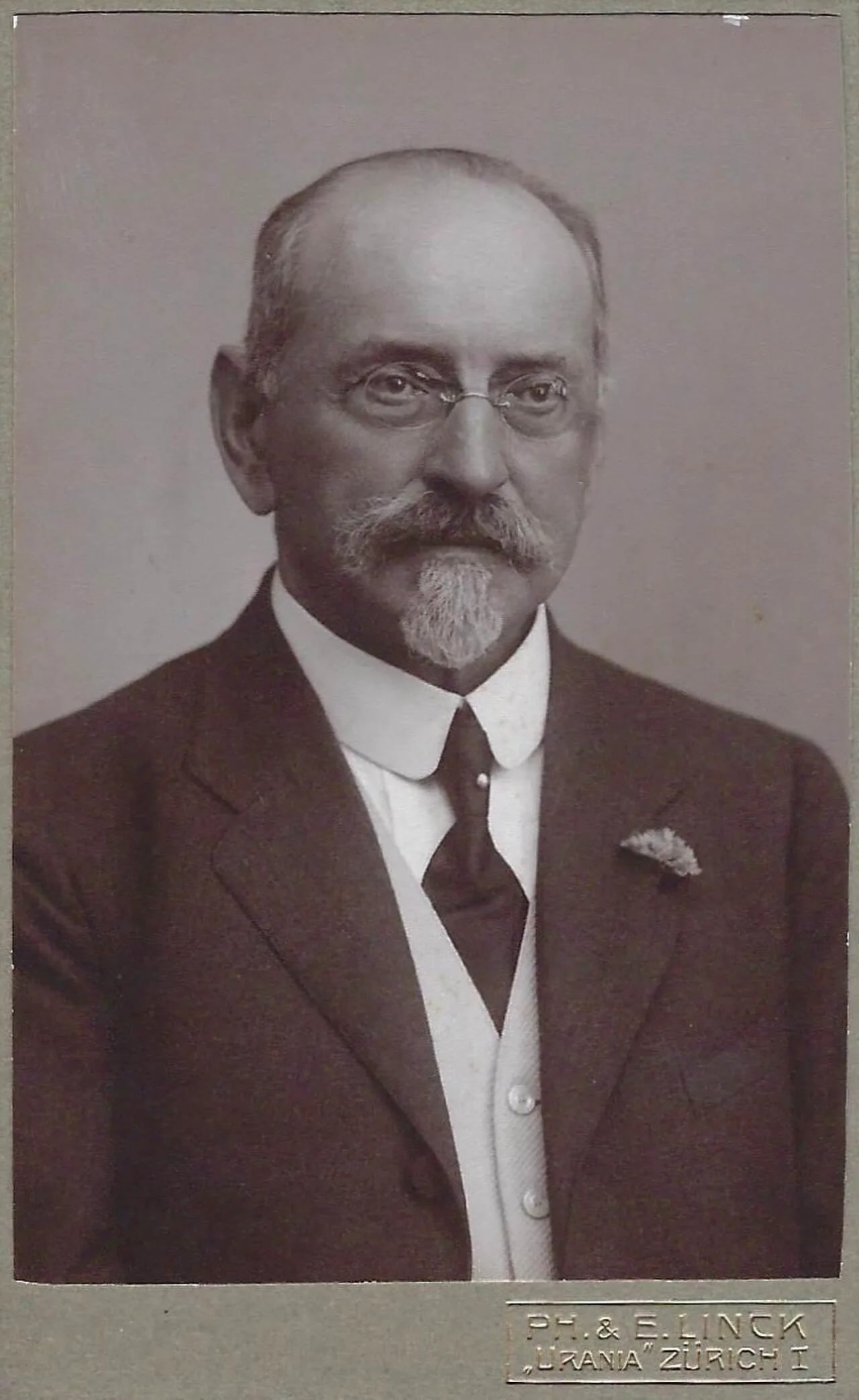 Porträt von Johannes Meyer-Rusca (1851–1936) – Gedenkseite
