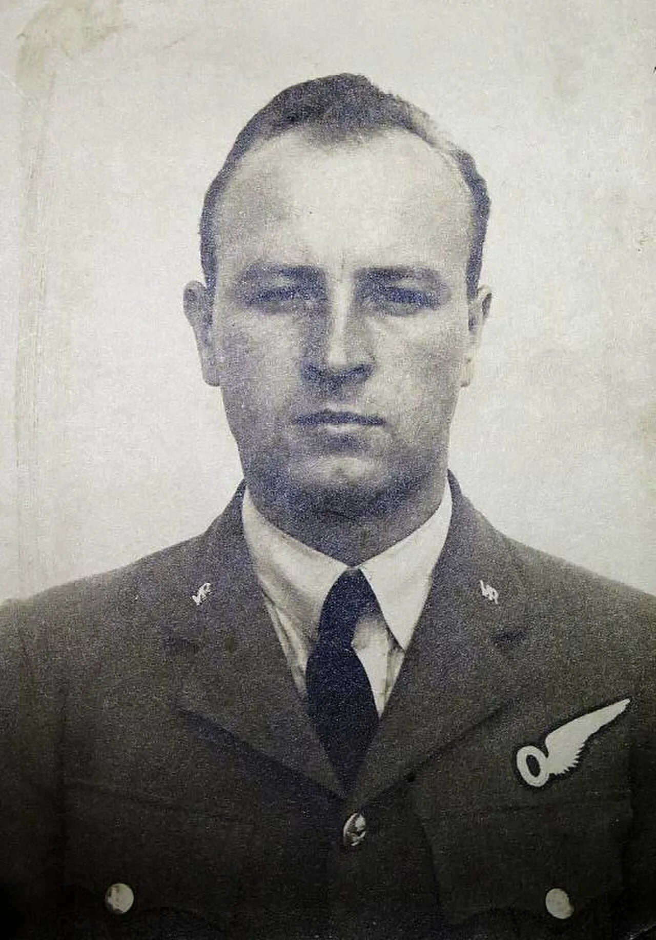Portrait of Leonard Smrcek (1915–1941) – memorial page