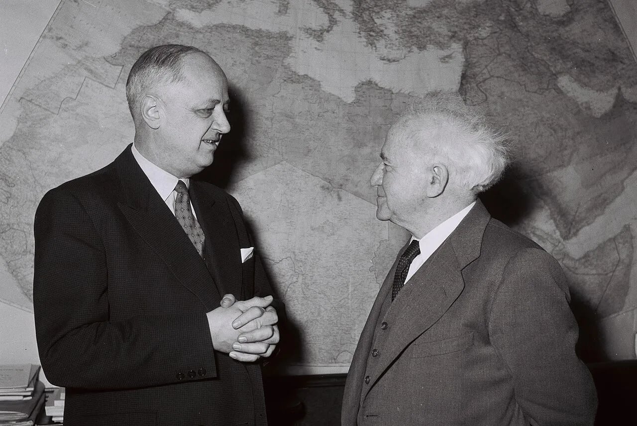 Portrait of Christian Pineau (1904–1995) – memorial page