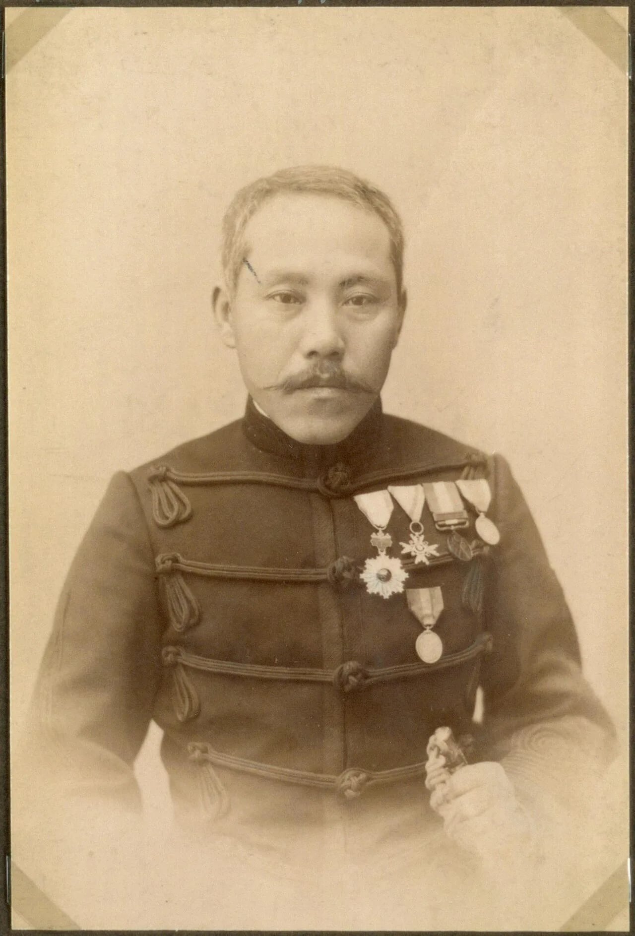 Portrait of Arisaka Nariakira (1852–1915) – memorial page