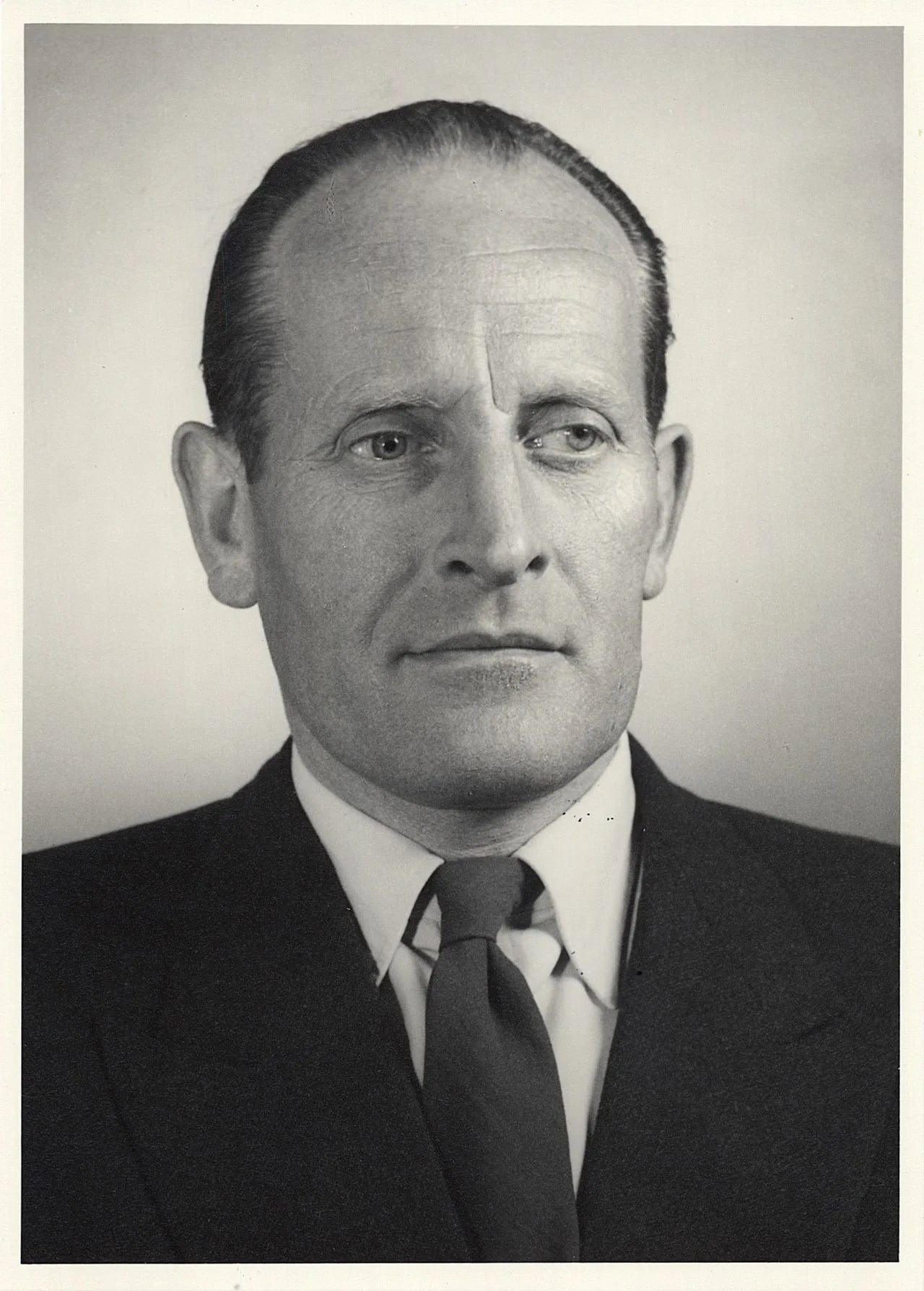 Portrait of Eberhard Schmidt (1908–1982) – memorial page