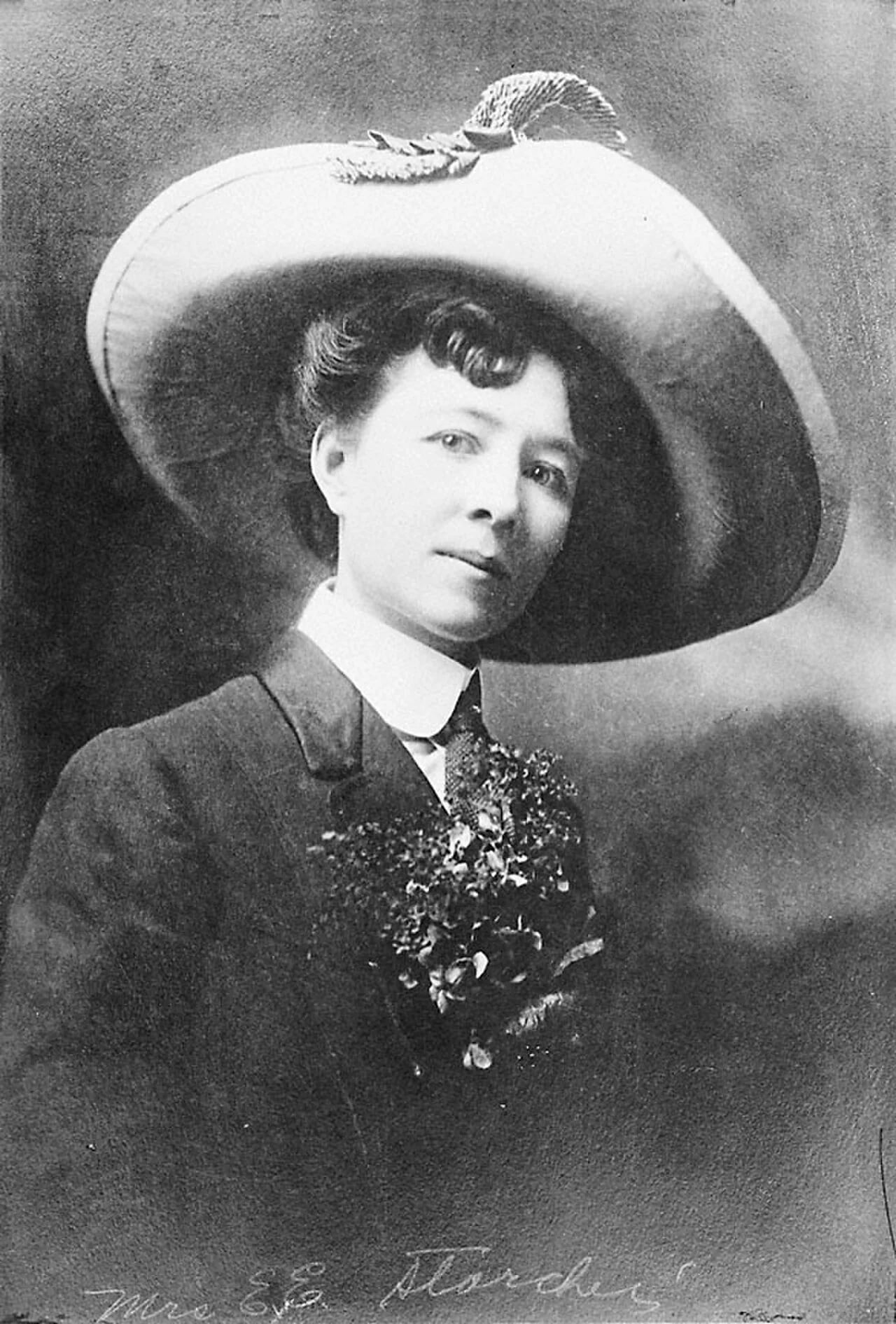 Portrait of Laura Stockton Starcher (1874–1960) – memorial page