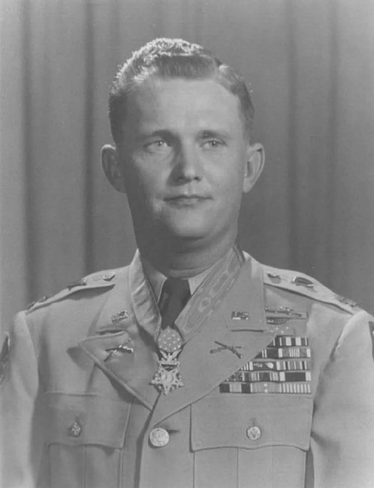 Portrait of Lloyd L. Burke (1924–1999) – memorial page