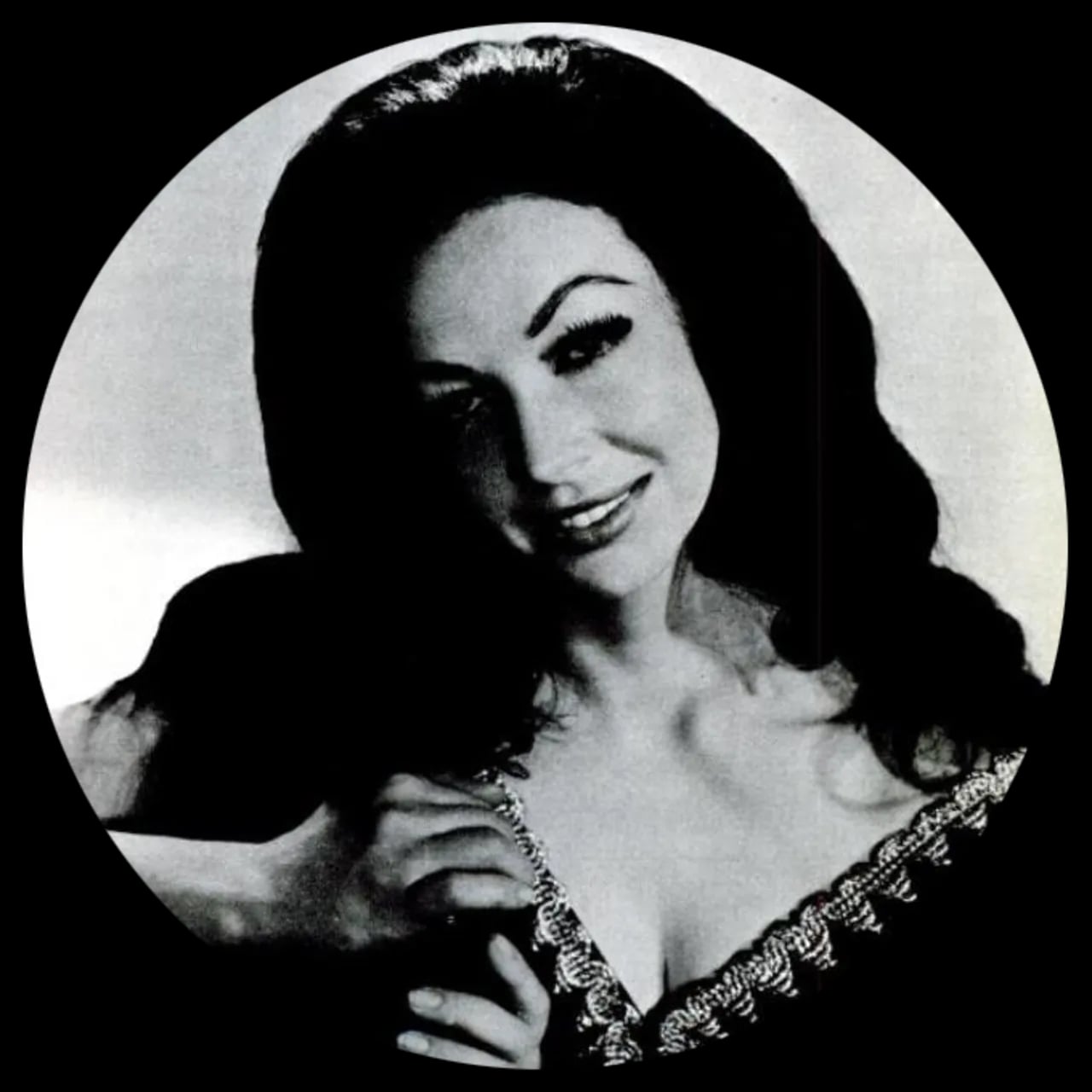 Portrait of Lois Johnson (1942–2014) – memorial page