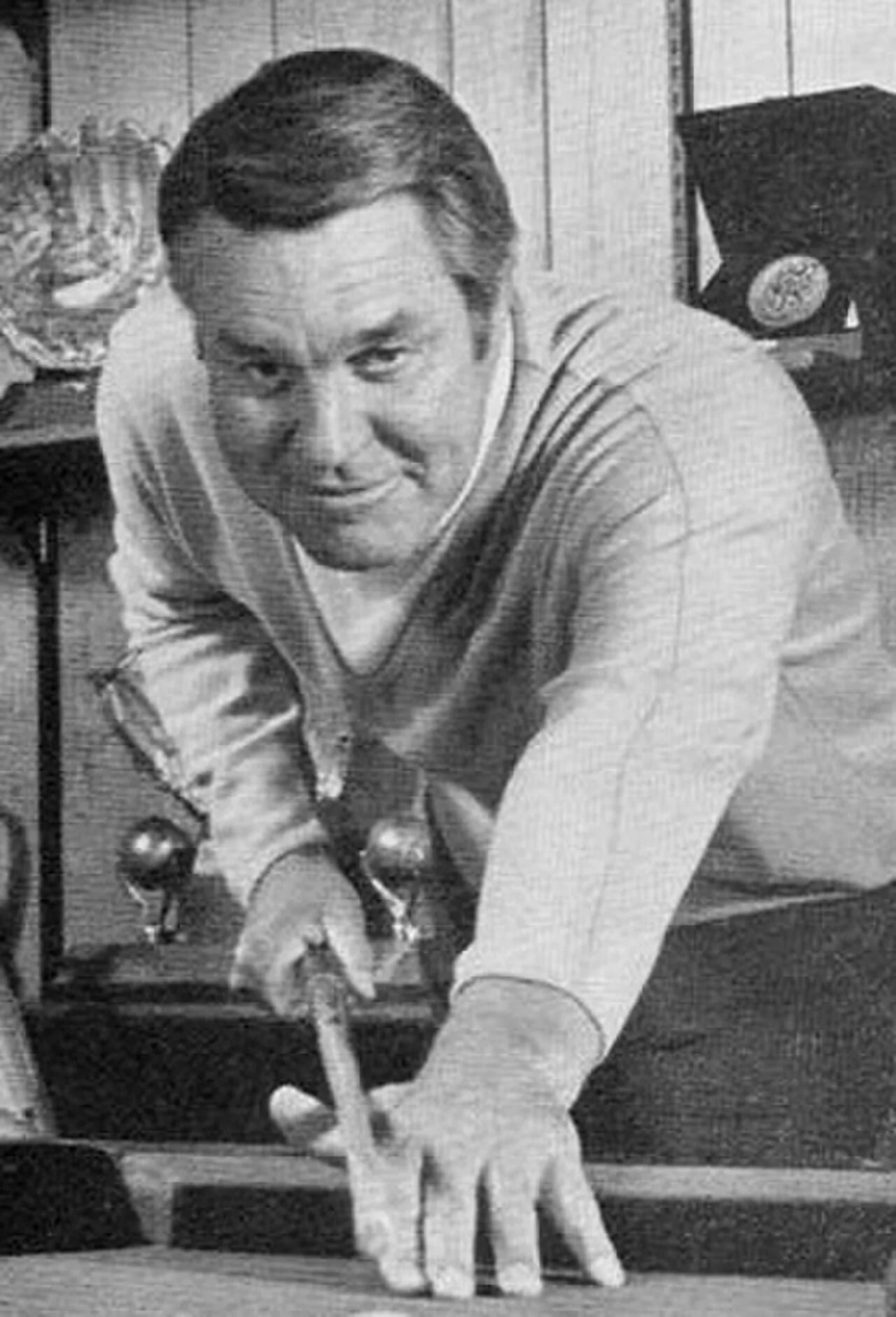 Porträt von Lon Simmons (1923–2015) – Gedenkseite