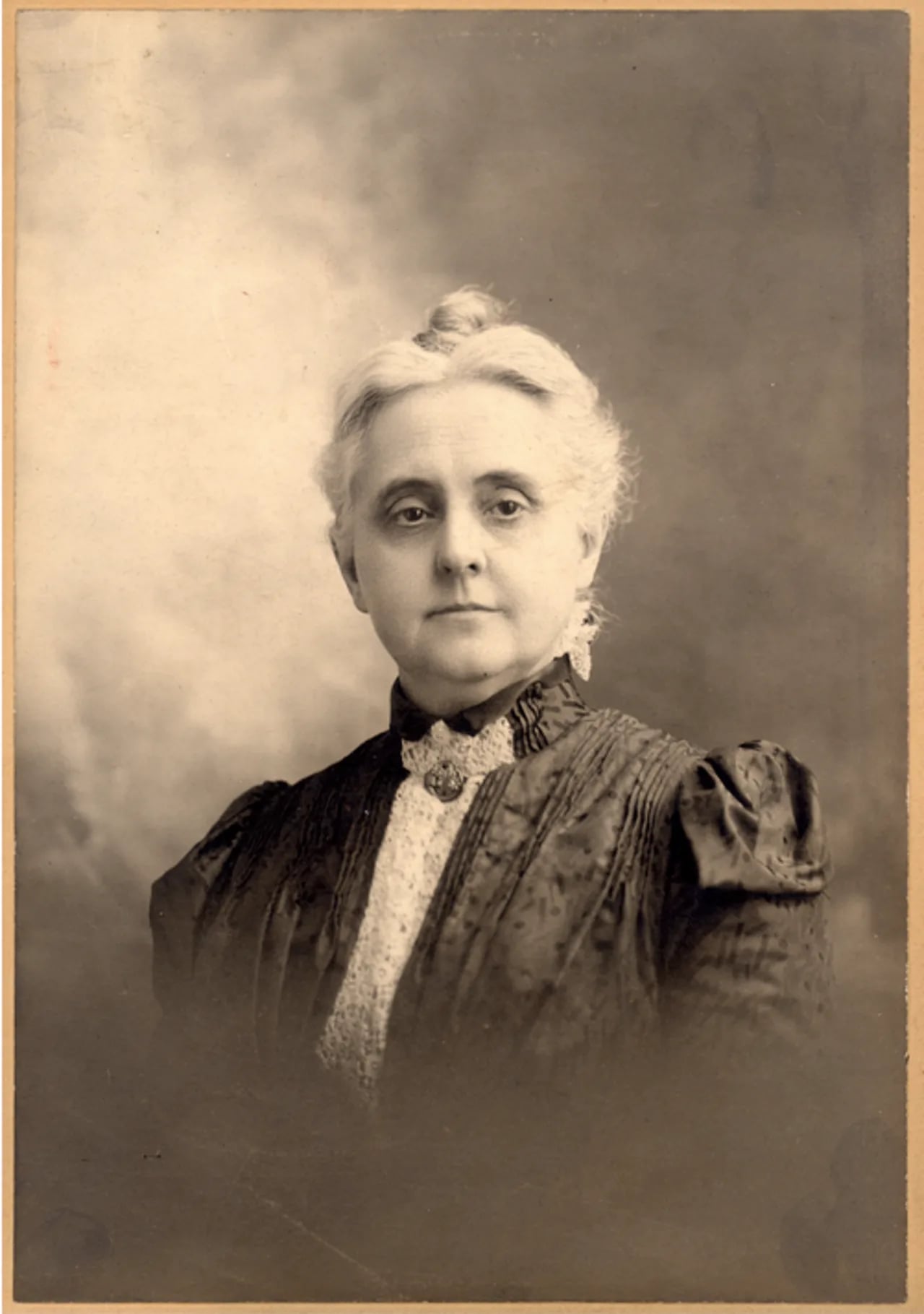 Portrait of Mariana Wright Chapman (1843–1907) – memorial page