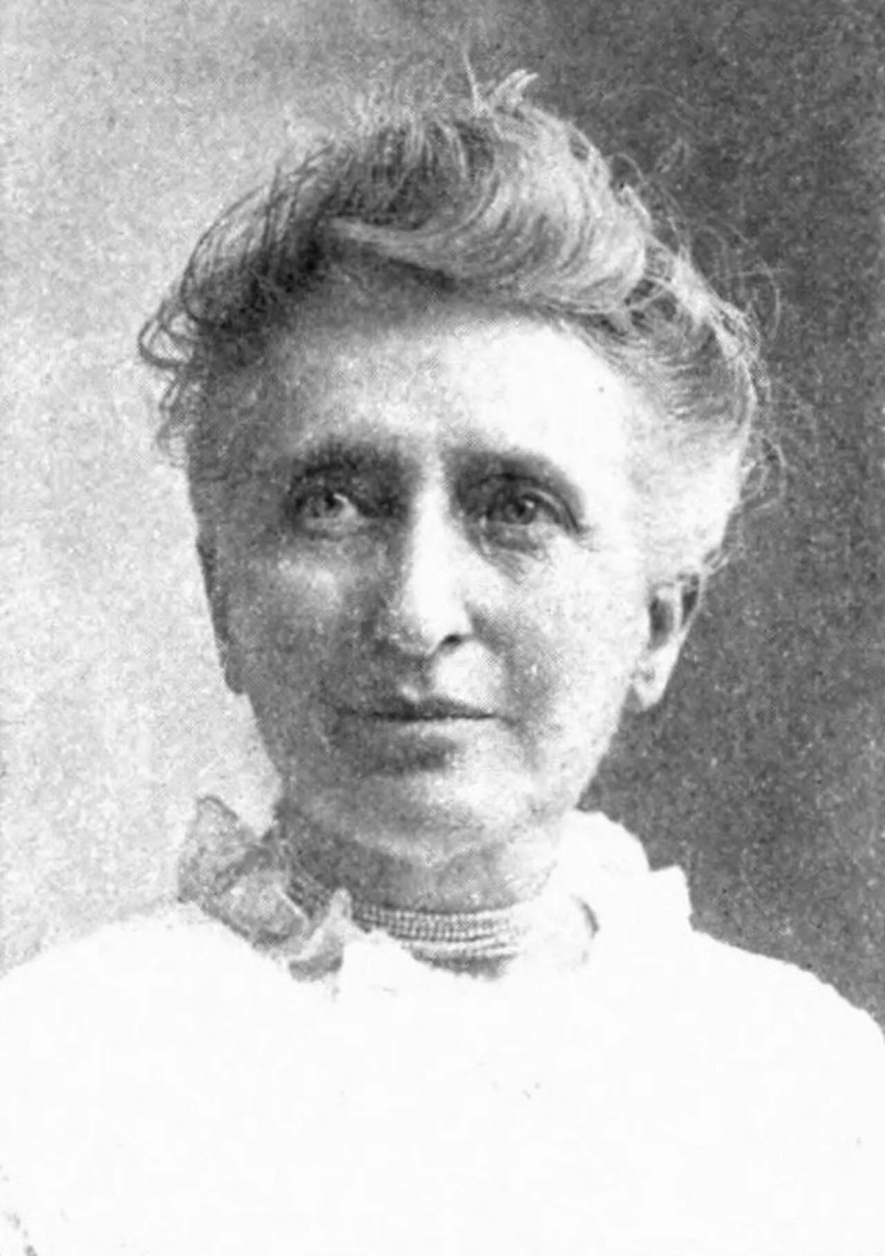 Porträt von Nellie Fostina Tupper Woodward (1854–1930) – Gedenkseite