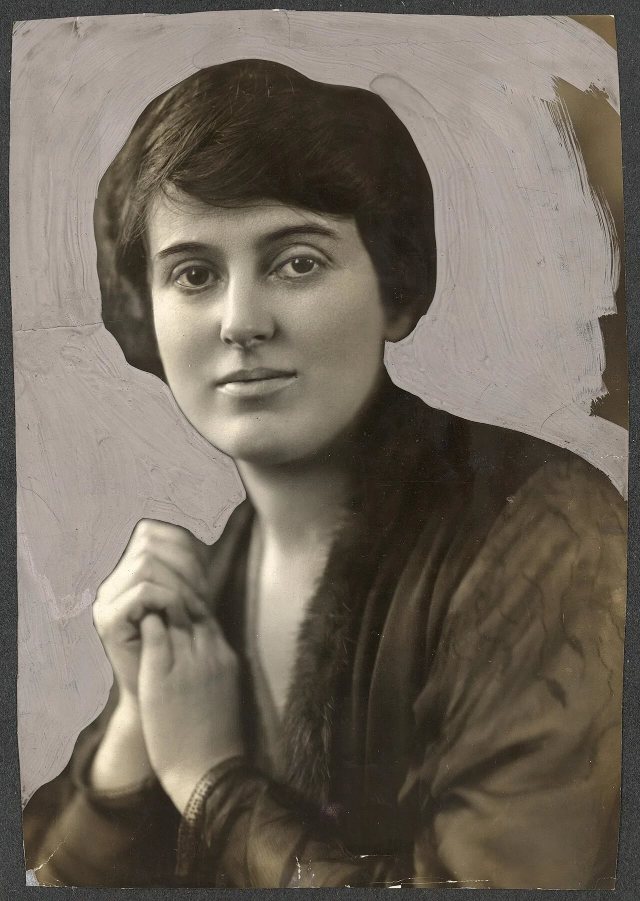 Porträt von Ethel McClintock Adamson (1878–1949) – Gedenkseite