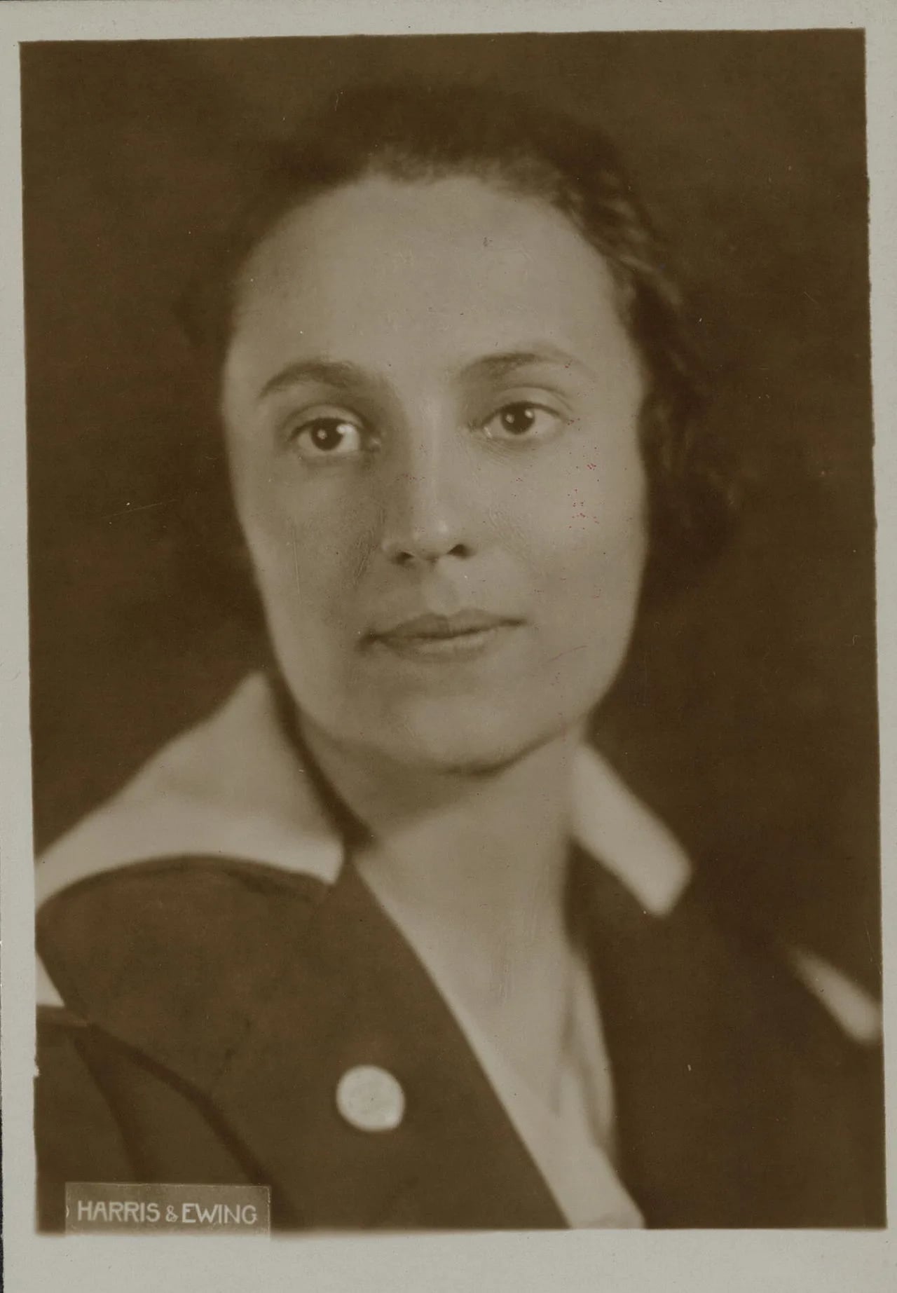 Portrait of Nina Samorodin (1892–1981) – memorial page