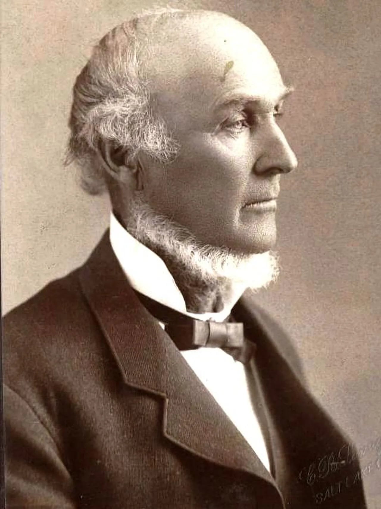 Portrait of Lorin Farr (1820–1909) – memorial page