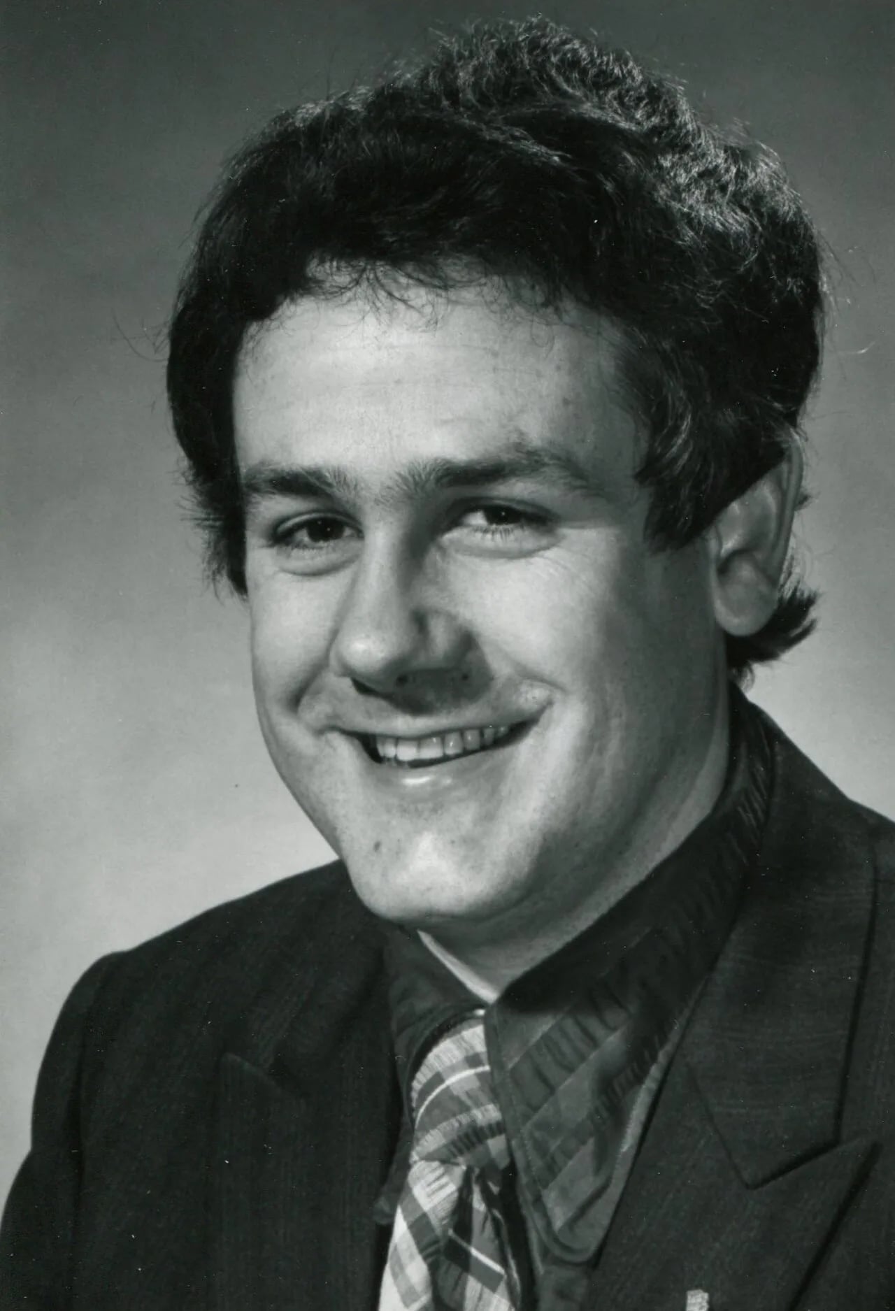 Porträt von Lorne James Nicolson (1936–2021) – Gedenkseite
