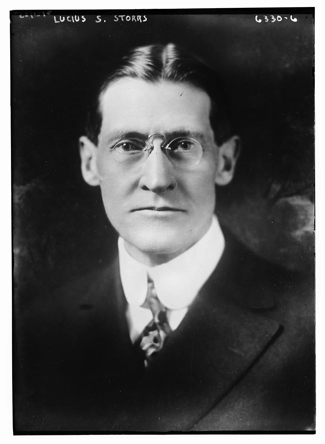 Porträt von Lucius Seymour Storrs (1869–1945) – Gedenkseite