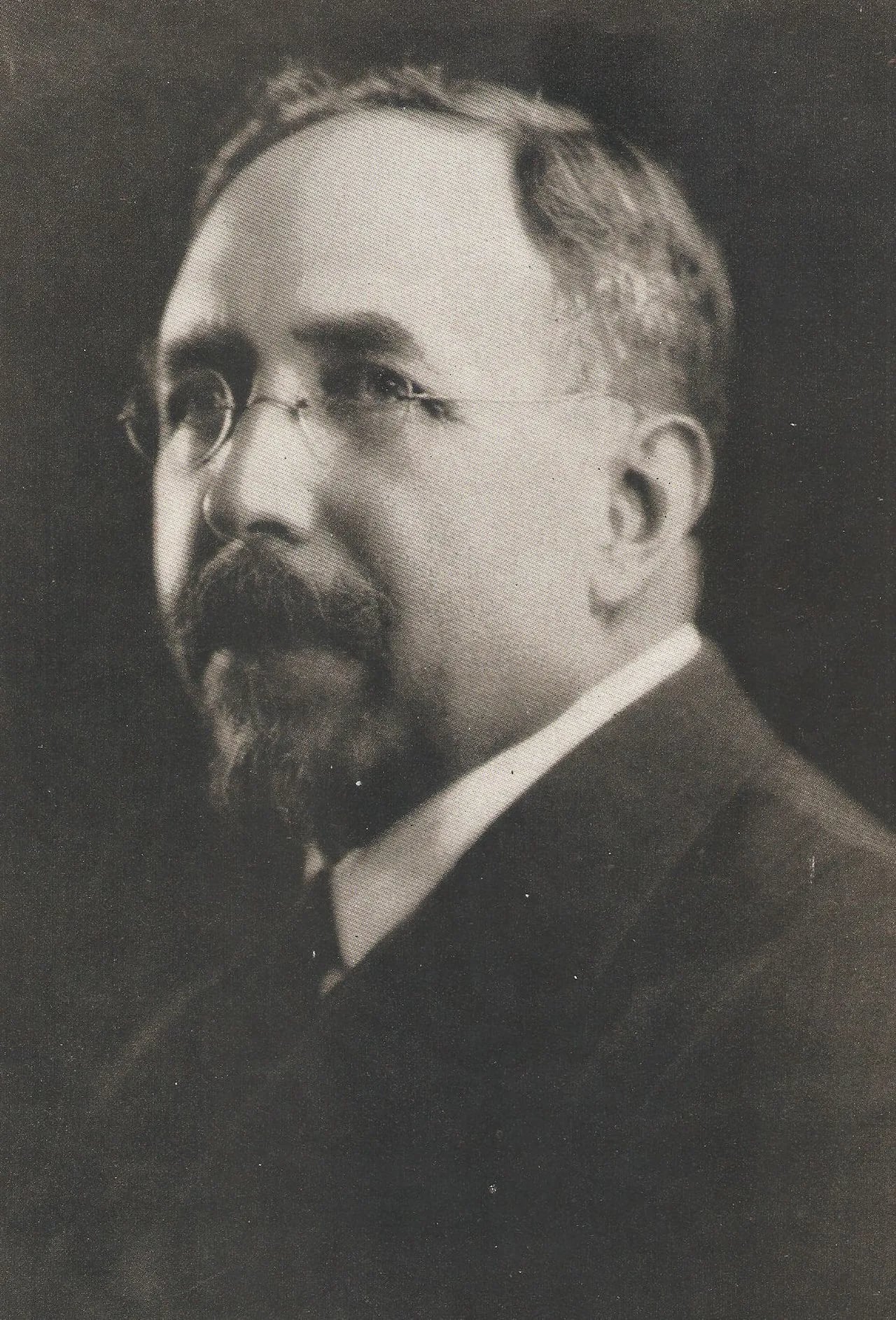Portrait of Luis Cabrera Lobato (1876–1954) – memorial page